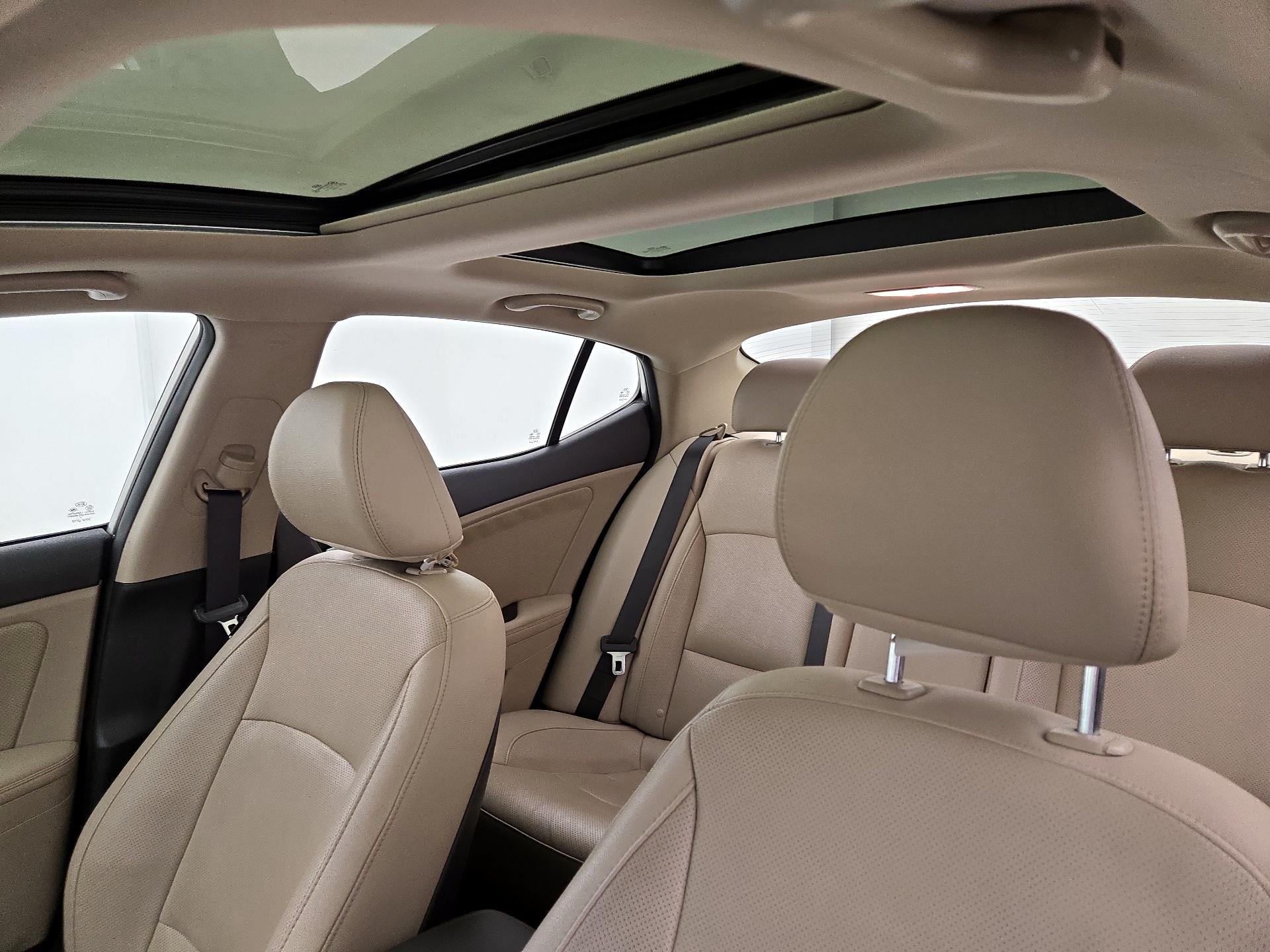 Thumbnail: 2014 Kia Optima - 20