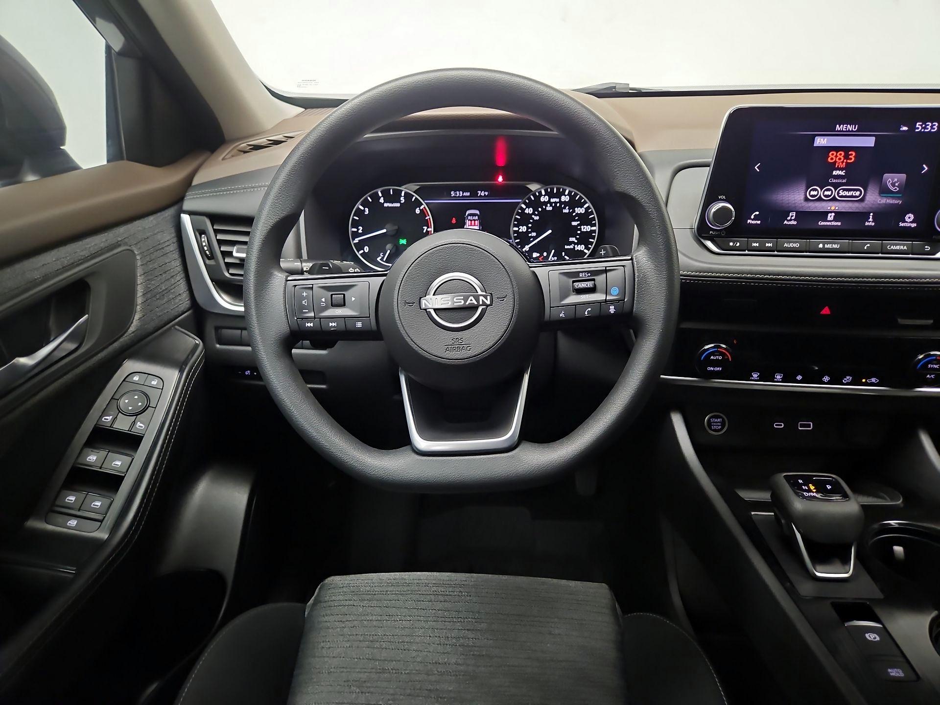 Thumbnail: 2023 Nissan Rogue - 10
