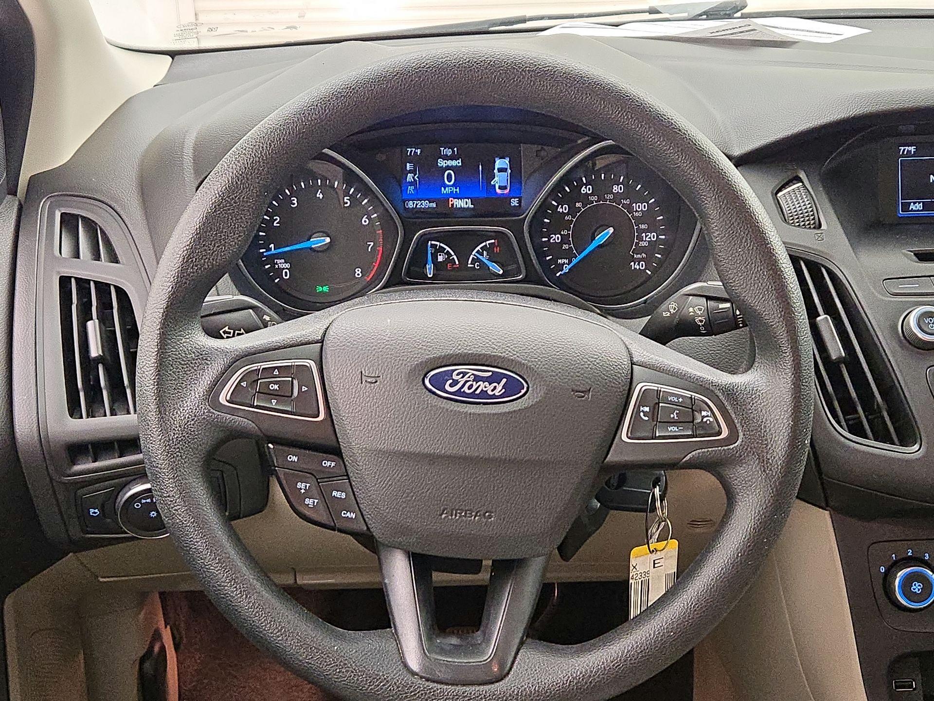 Thumbnail: 2017 Ford Focus - 10