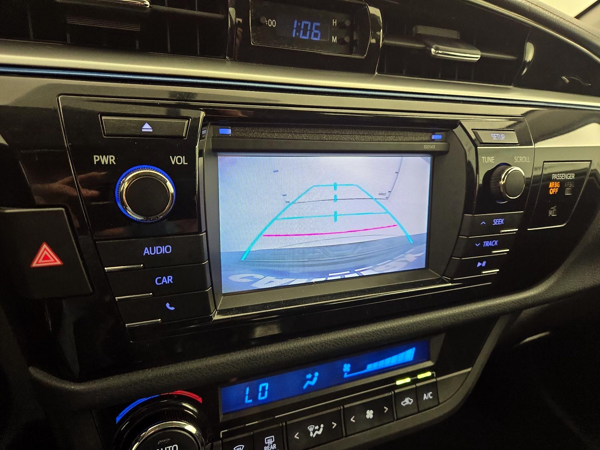 Thumbnail: 2015 Toyota Corolla - 14