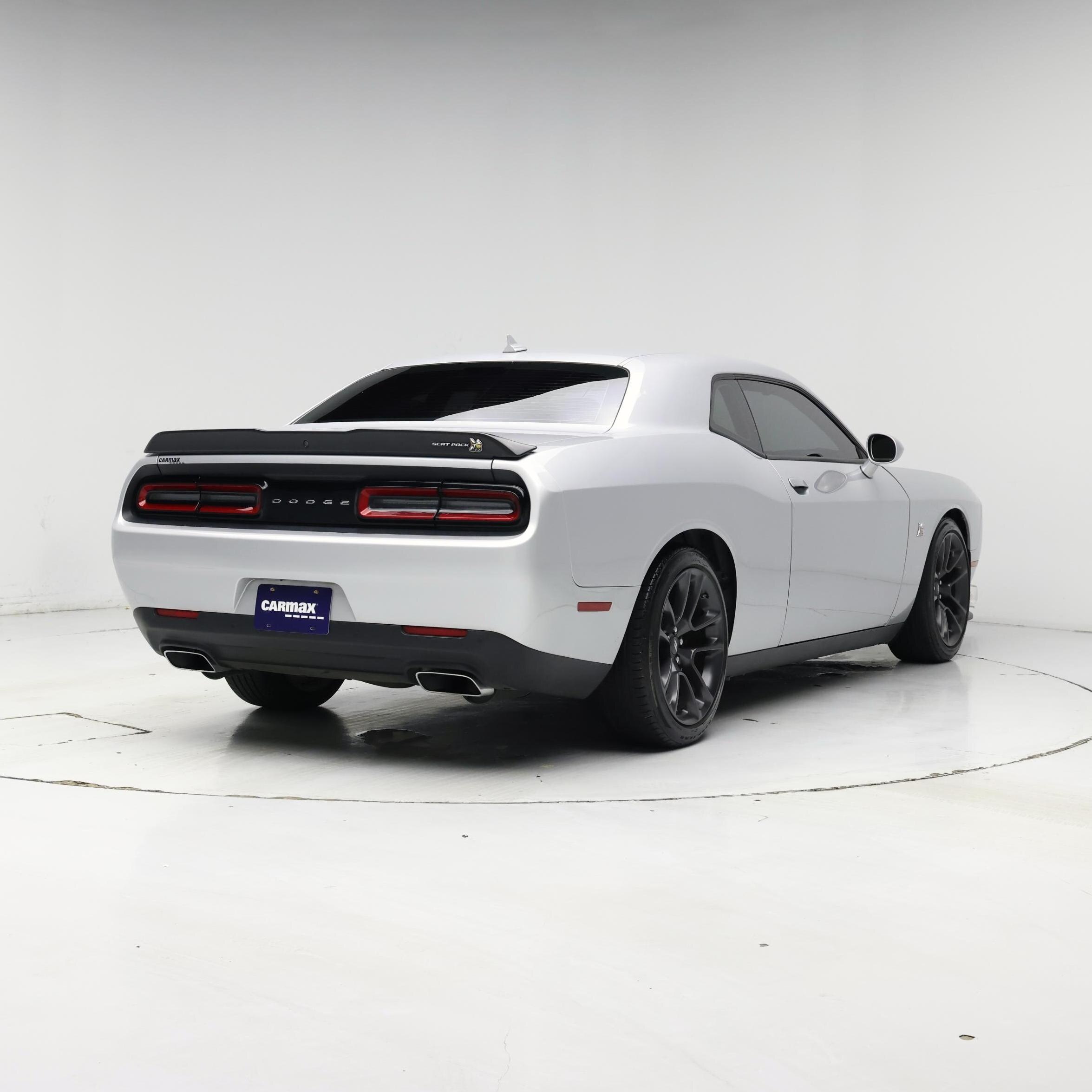 Thumbnail: 2020 Dodge Challenger - 8