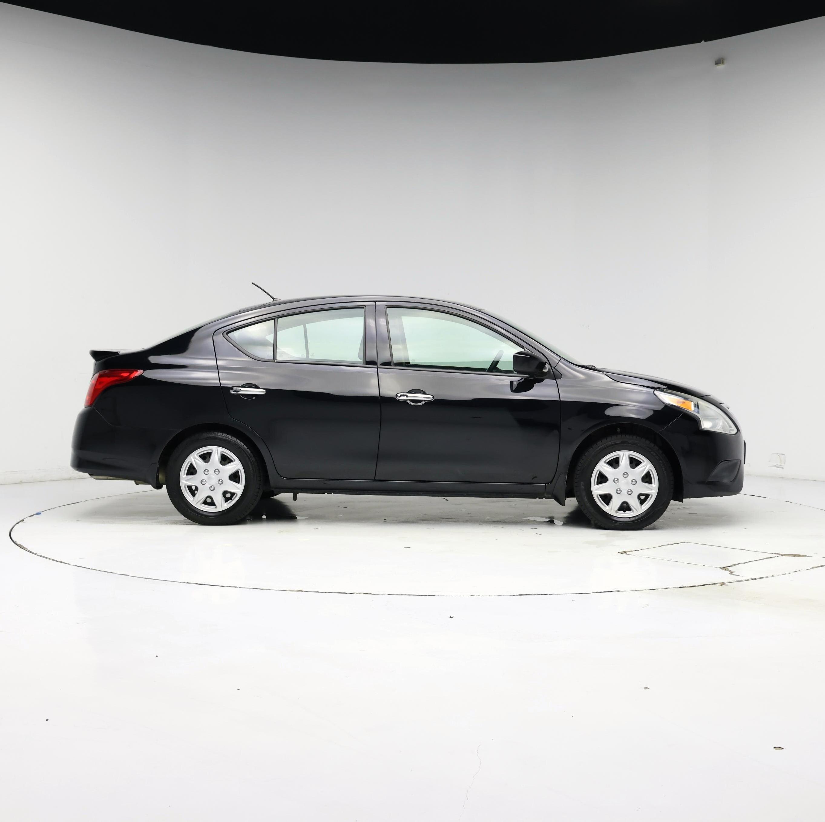 Thumbnail: 2019 Nissan Versa - 7