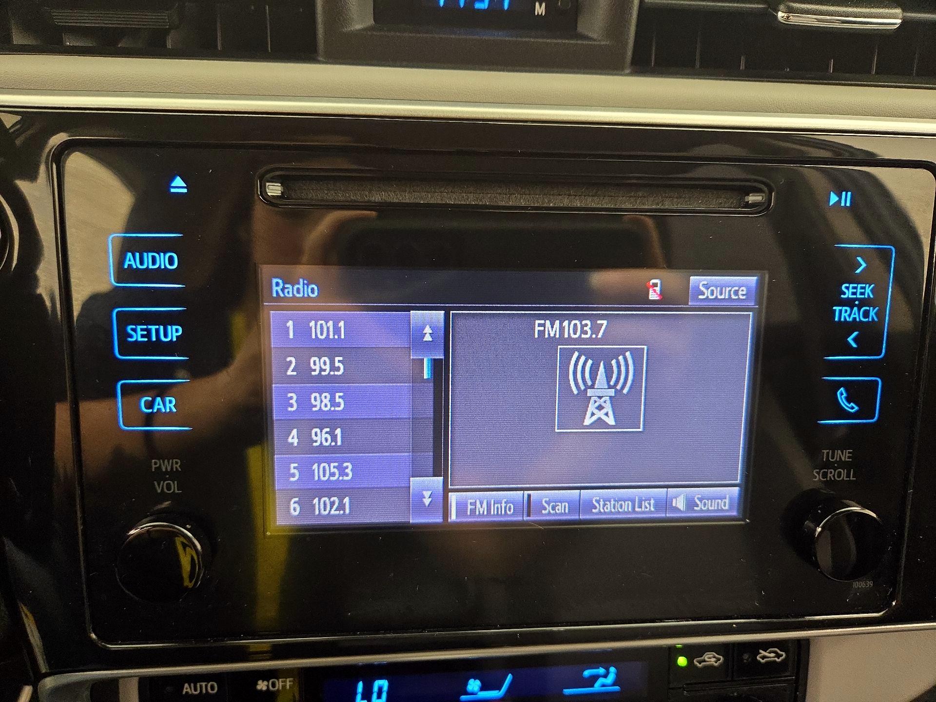 Thumbnail: 2019 Toyota Corolla - 15