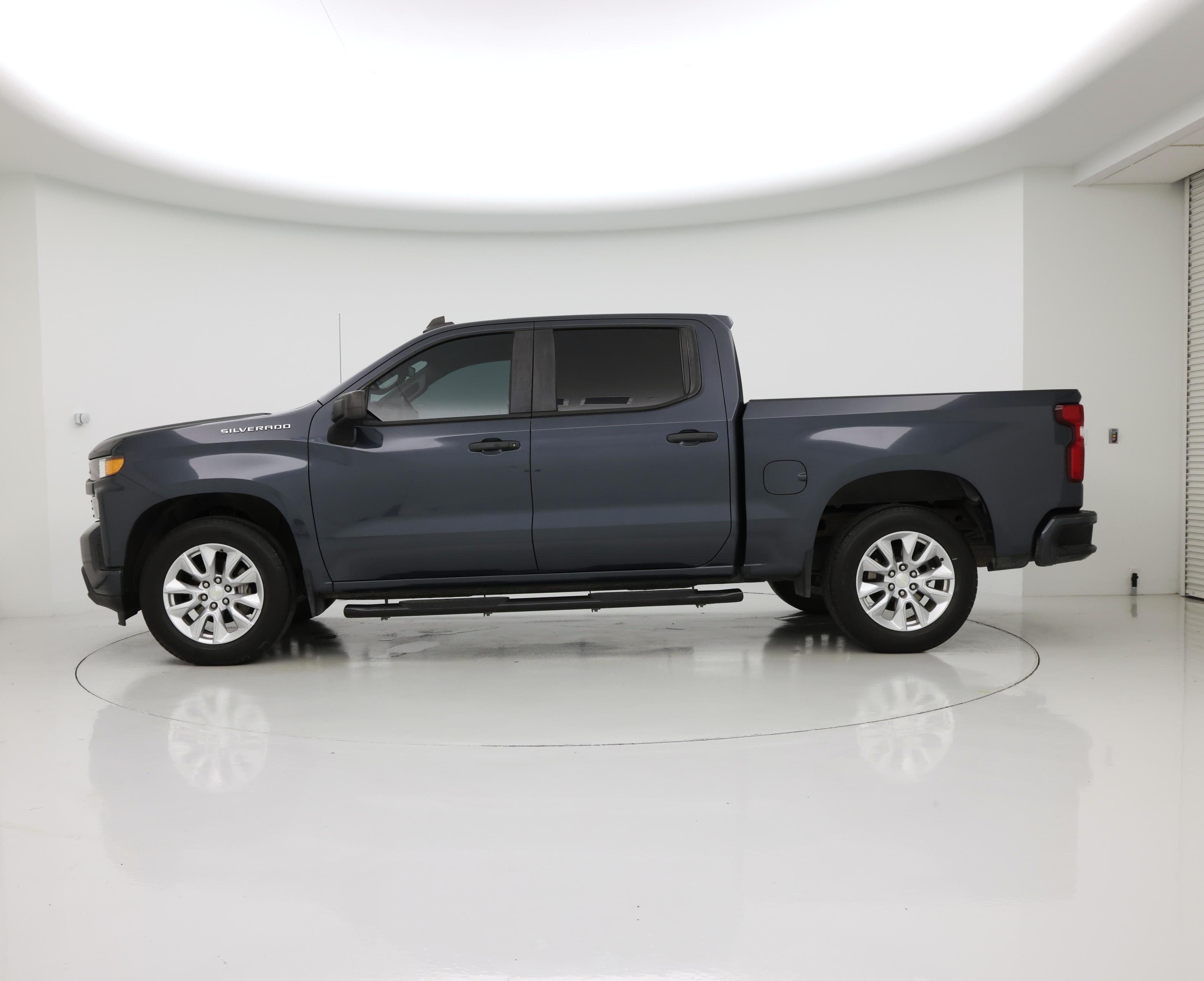 Thumbnail: 2021 Chevrolet Silverado 1500 - 3