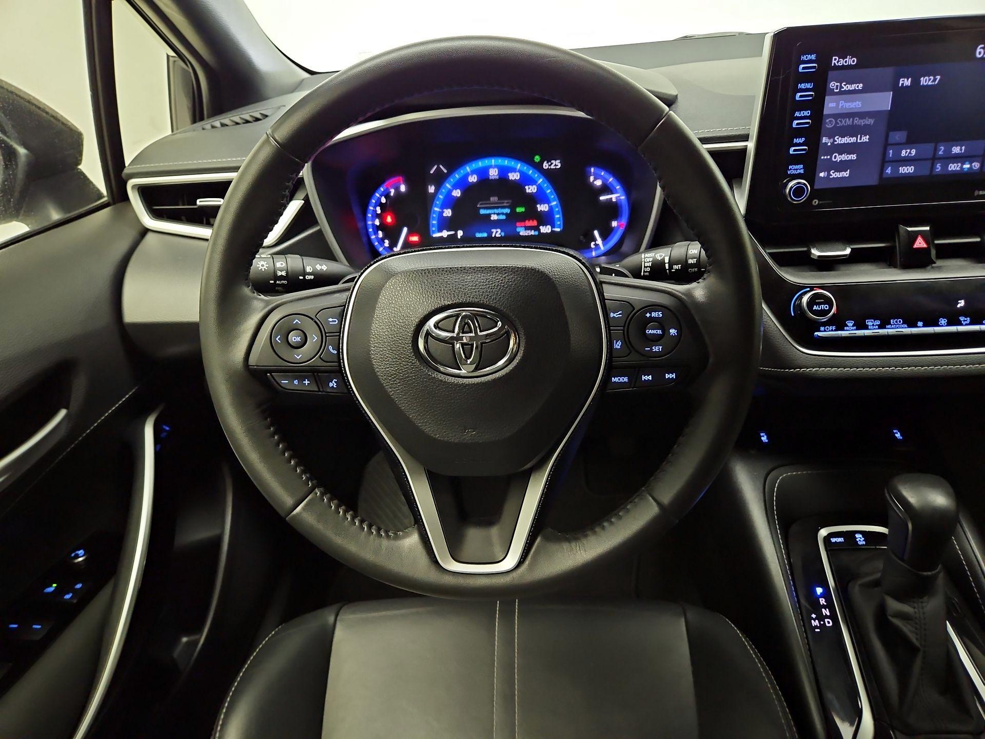 Thumbnail: 2021 Toyota Corolla - 10