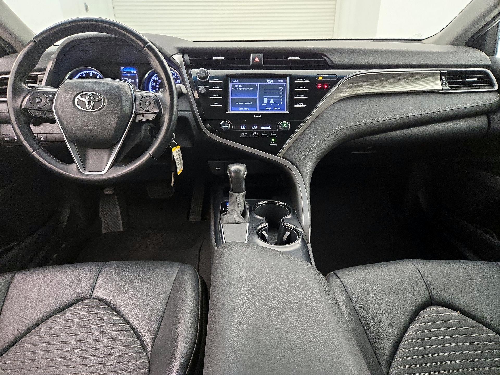 Thumbnail: 2020 Toyota Camry - 9