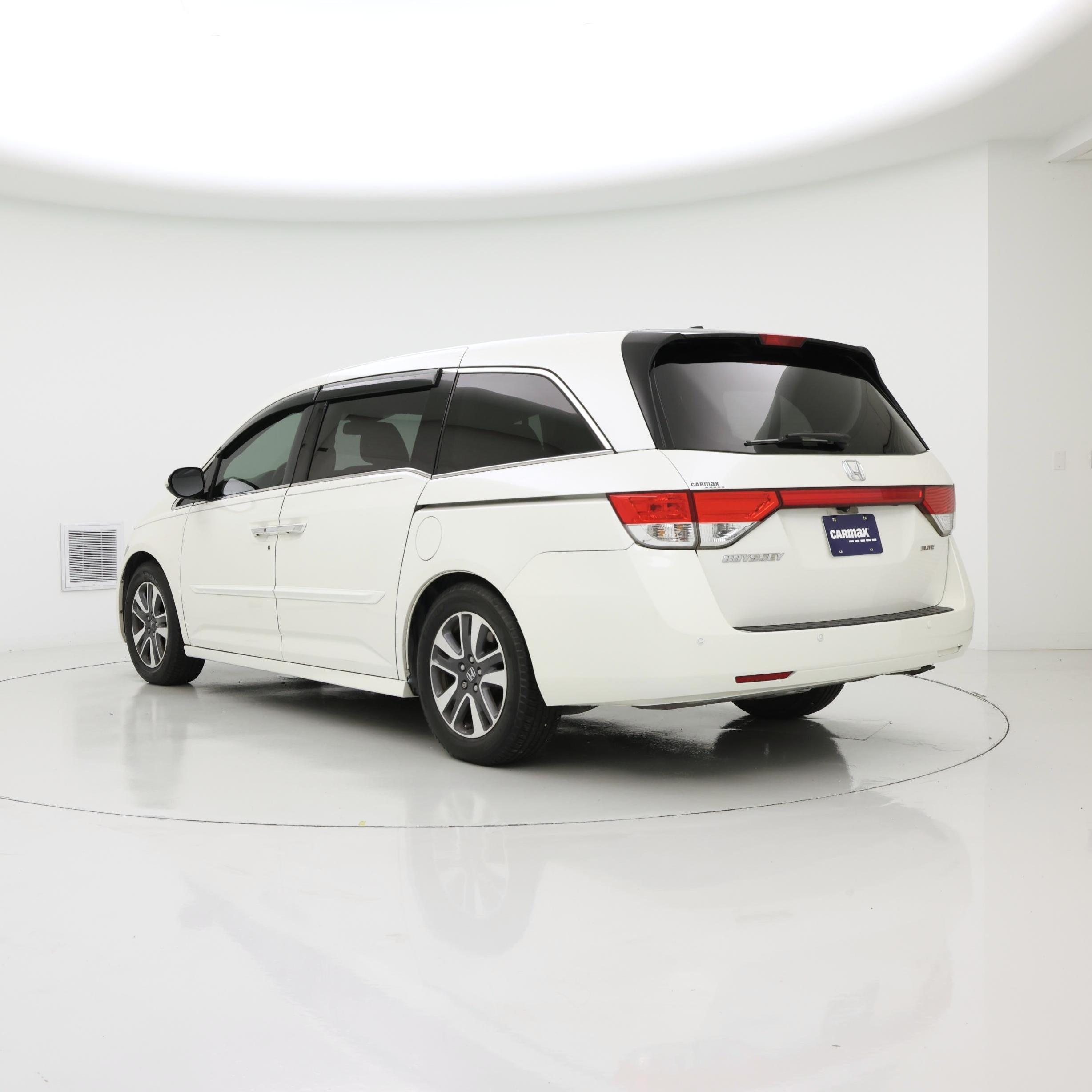 Thumbnail: 2017 Honda Odyssey - 2