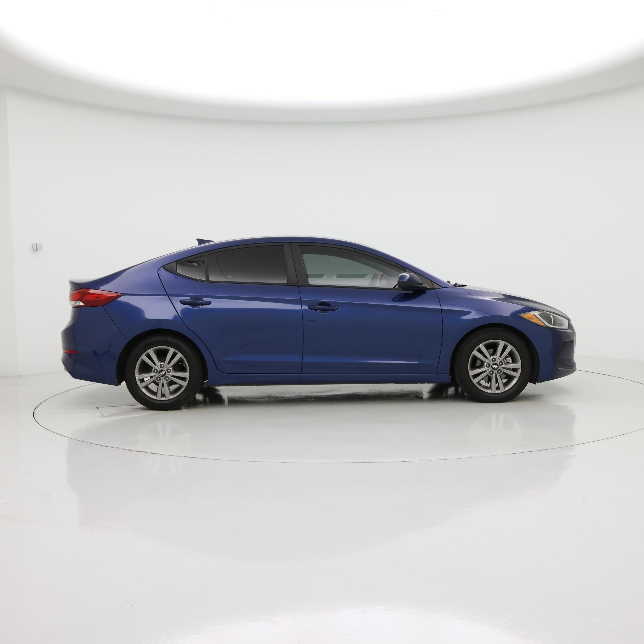 Thumbnail: 2017 Hyundai Elantra - 7