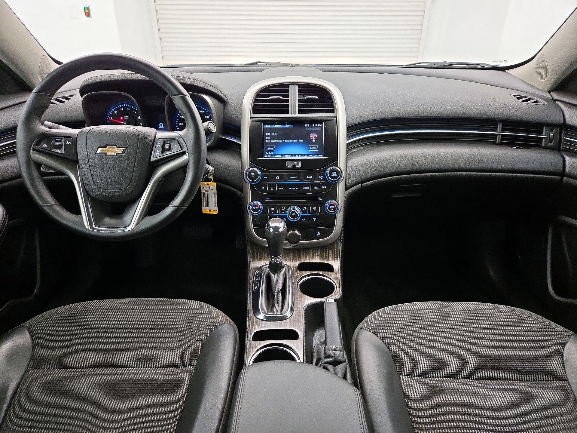 Thumbnail: 2014 Chevrolet Malibu - 9