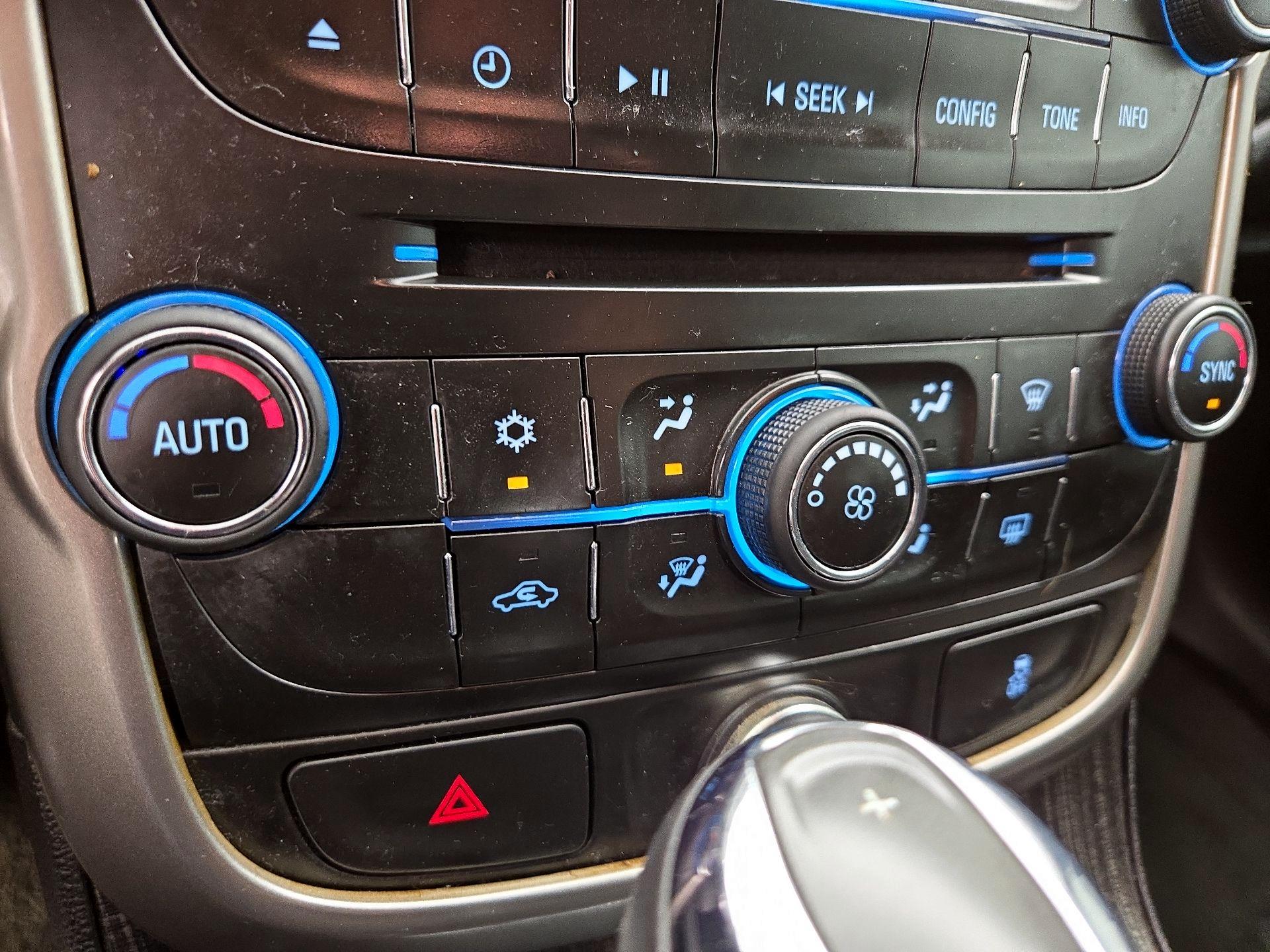 Thumbnail: 2014 Chevrolet Malibu - 15
