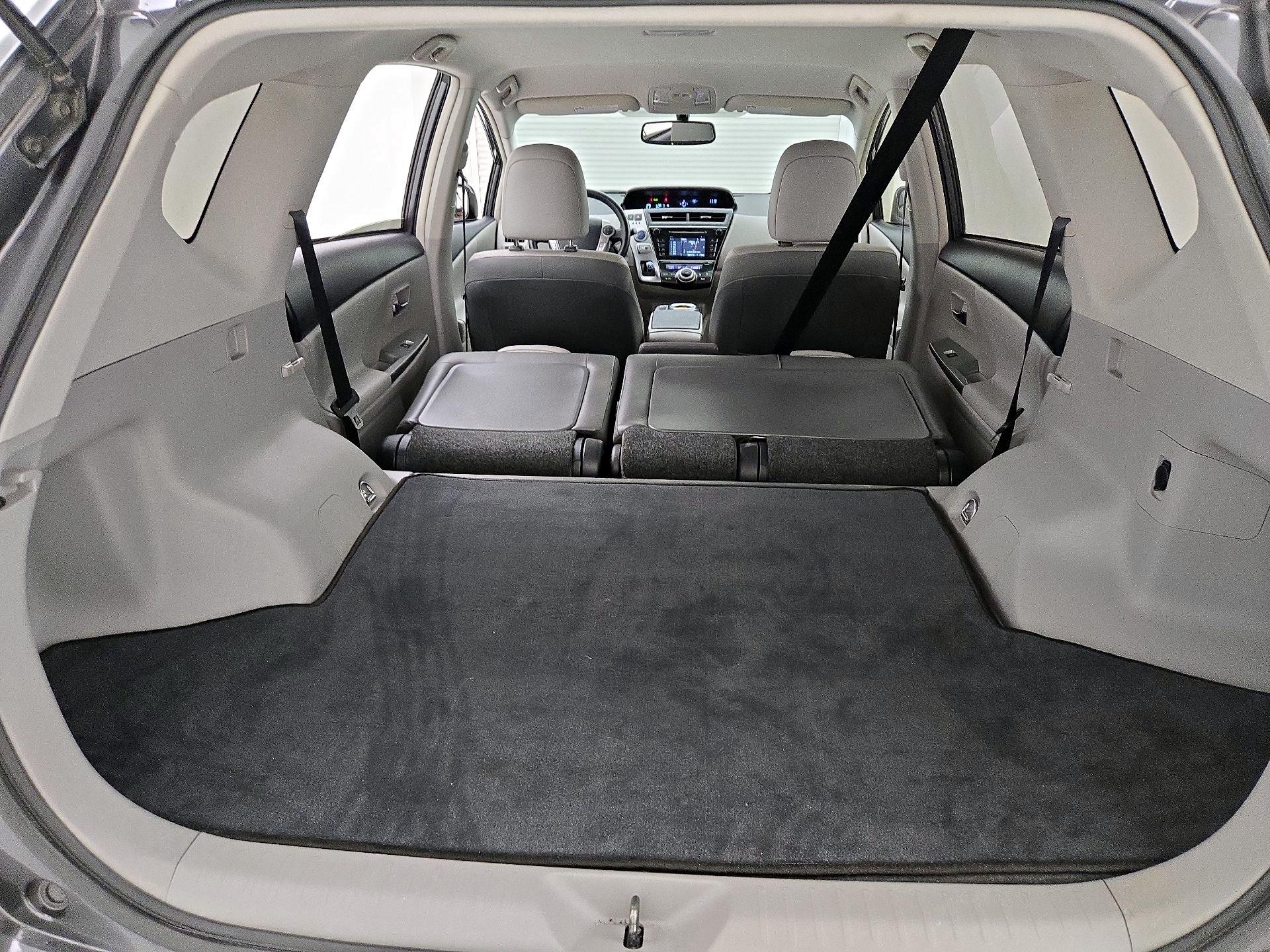 Thumbnail: 2016 Toyota Prius - 20