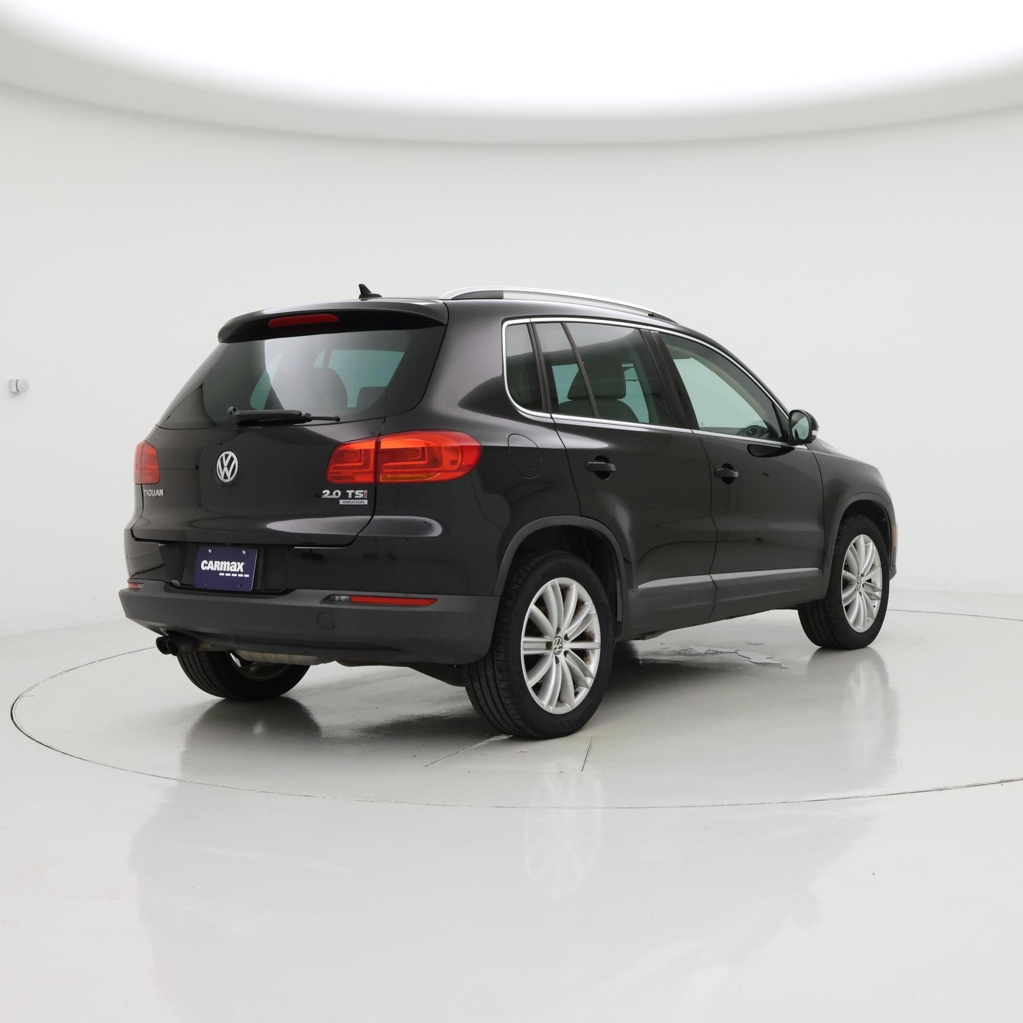 Thumbnail: 2014 Volkswagen Tiguan - 8