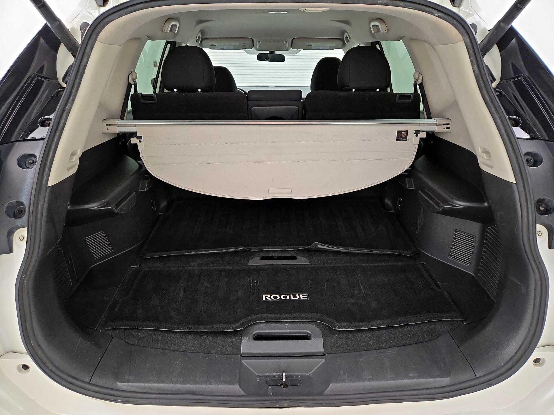 Thumbnail: 2018 Nissan Rogue - 20
