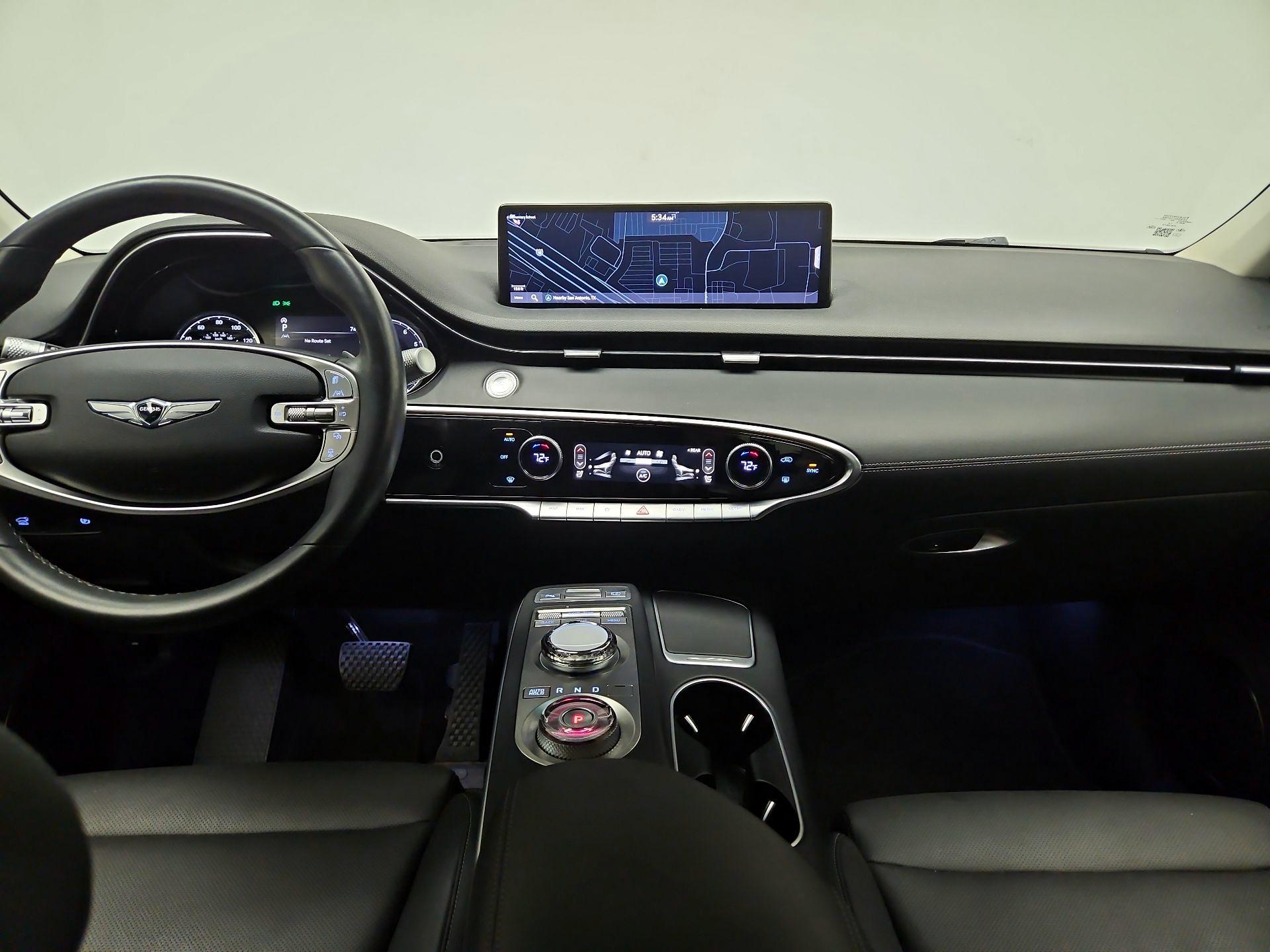 Thumbnail: 2022 Genesis GV70 - 9