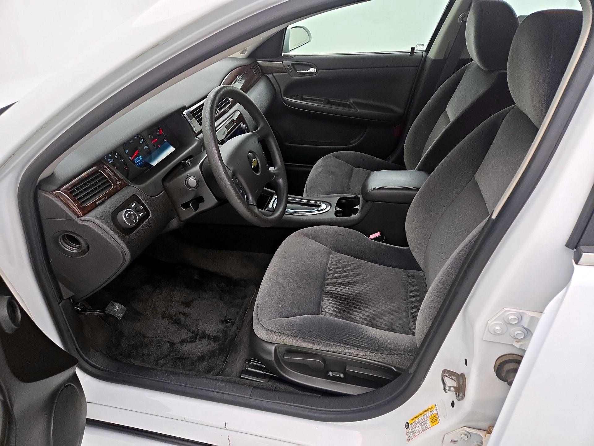 Thumbnail: 2016 Chevrolet Impala - 11