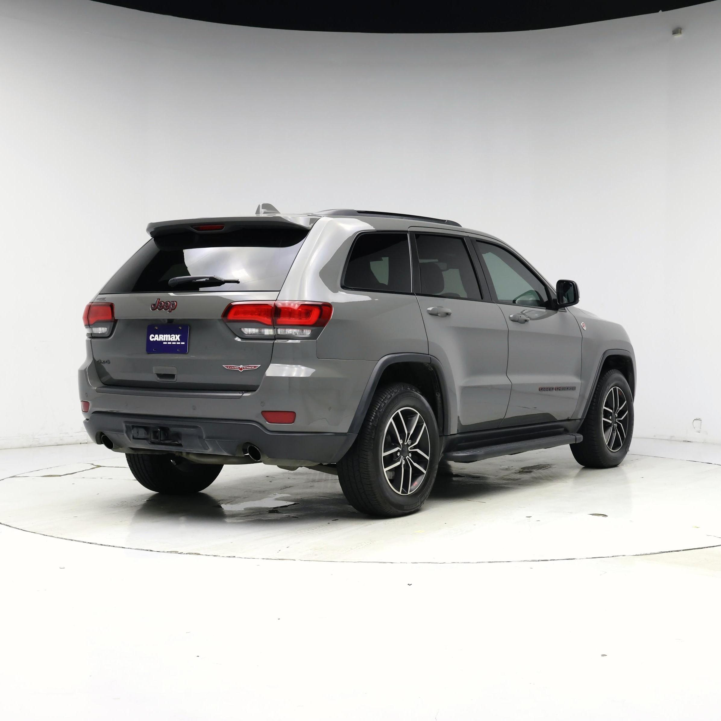 Thumbnail: 2020 Jeep Grand Cherokee - 8