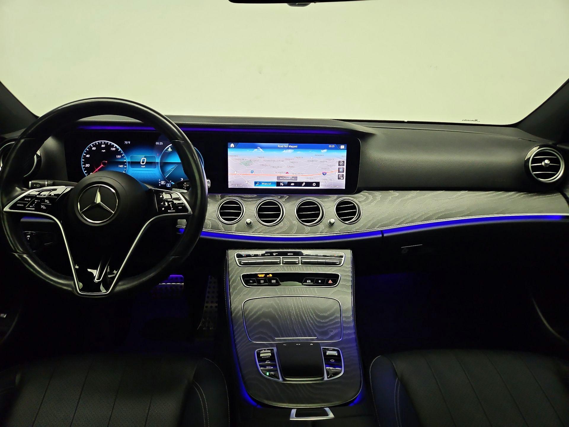 Thumbnail: 2021 Mercedes-Benz E-Class - 9