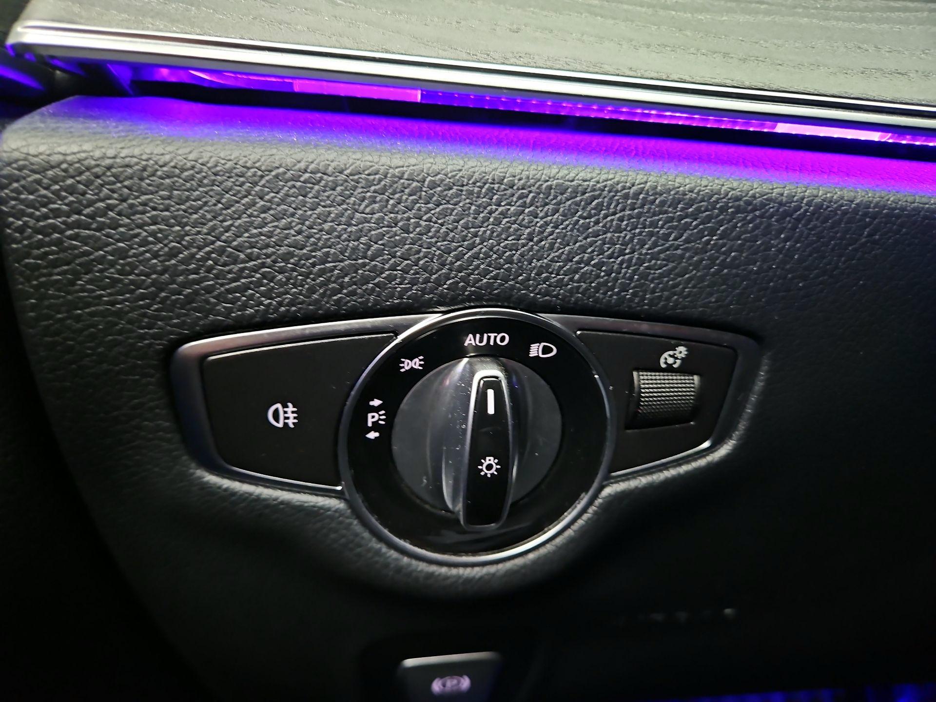 Thumbnail: 2021 Mercedes-Benz E-Class - 13