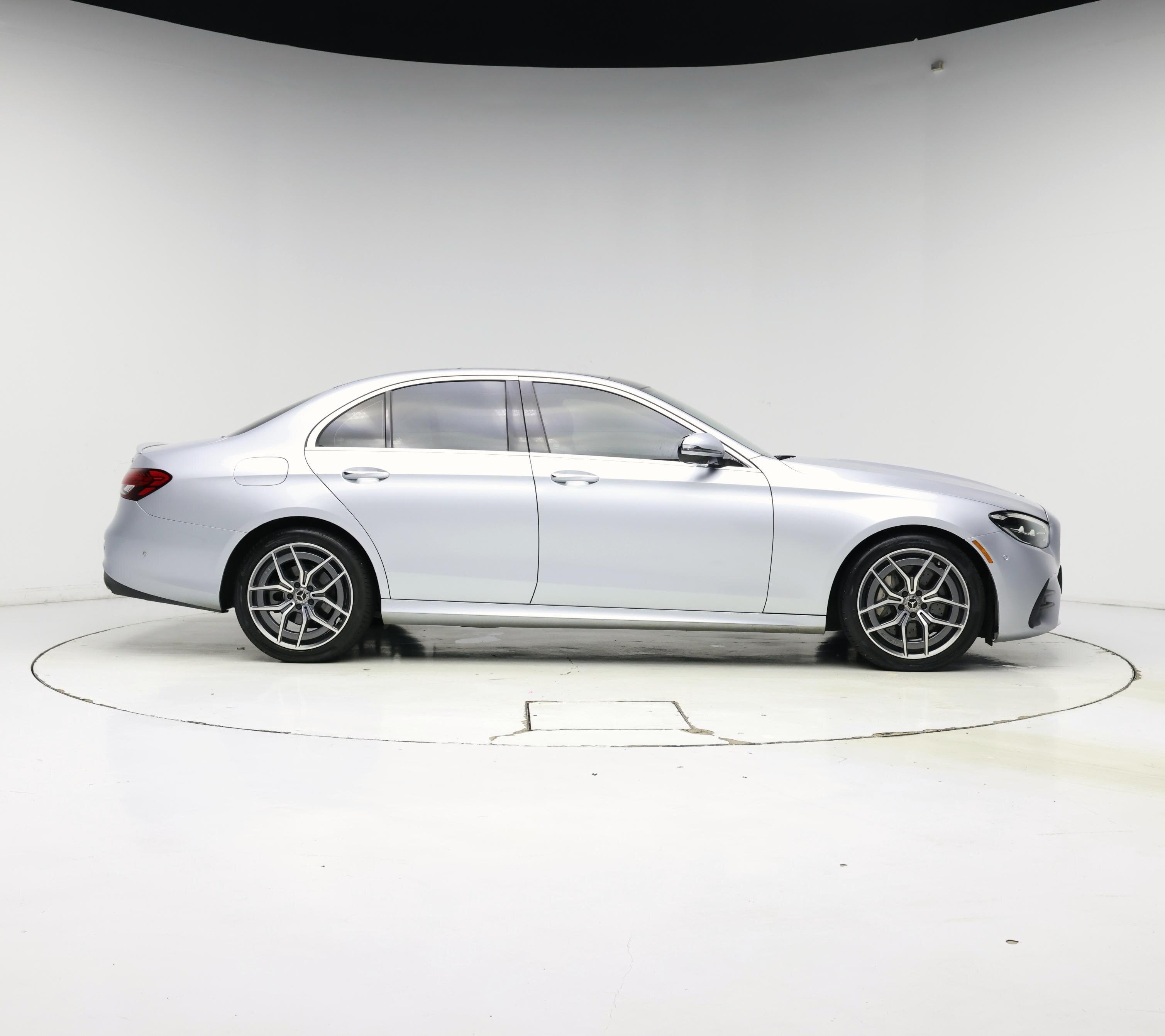 Thumbnail: 2021 Mercedes-Benz E-Class - 7