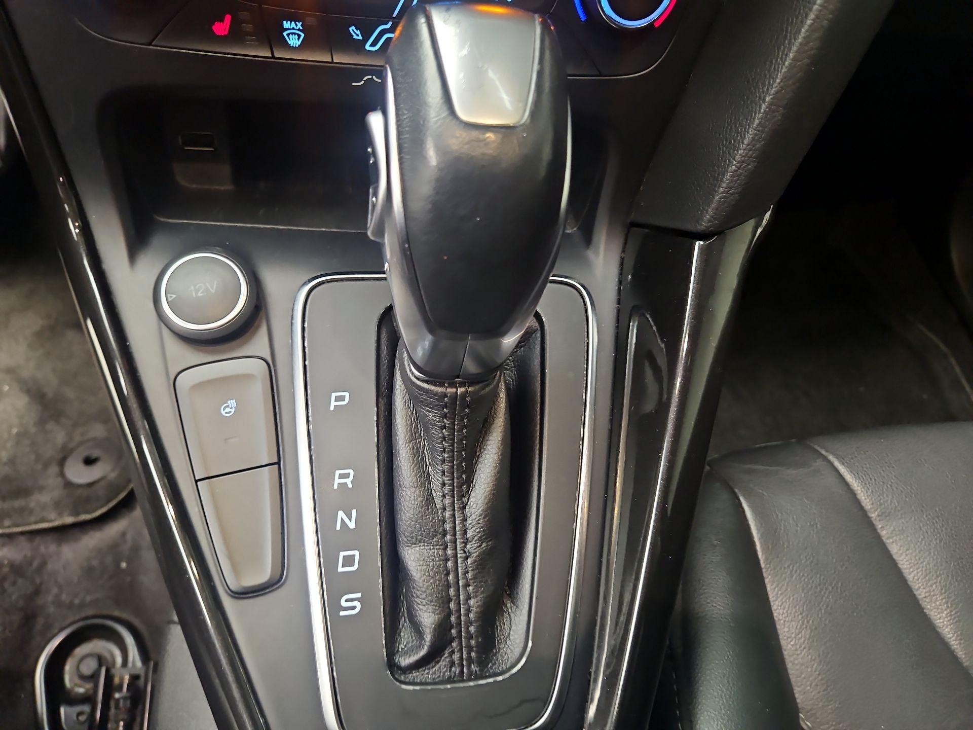 Thumbnail: 2017 Ford Focus - 16