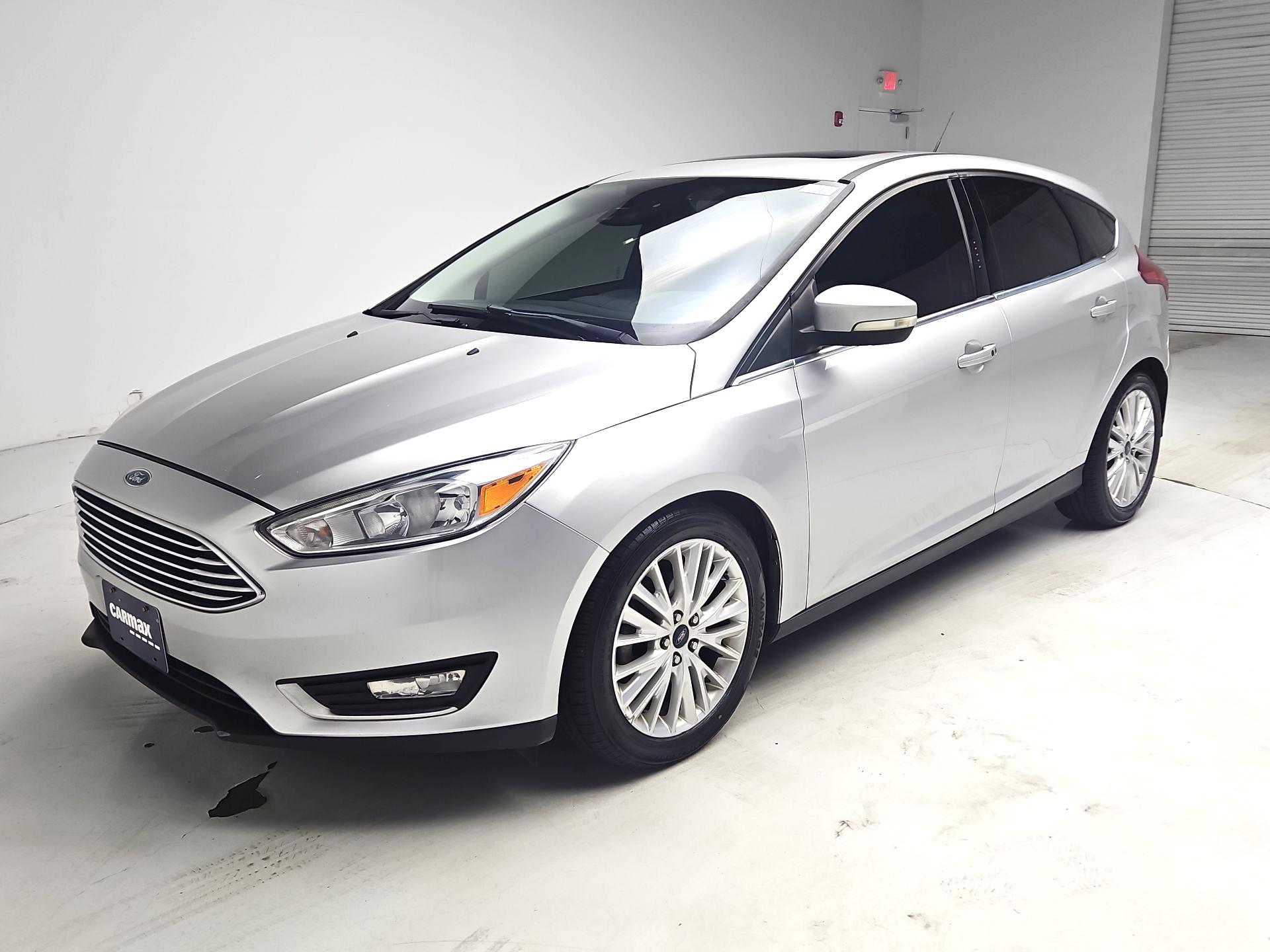 Thumbnail: 2017 Ford Focus - 3