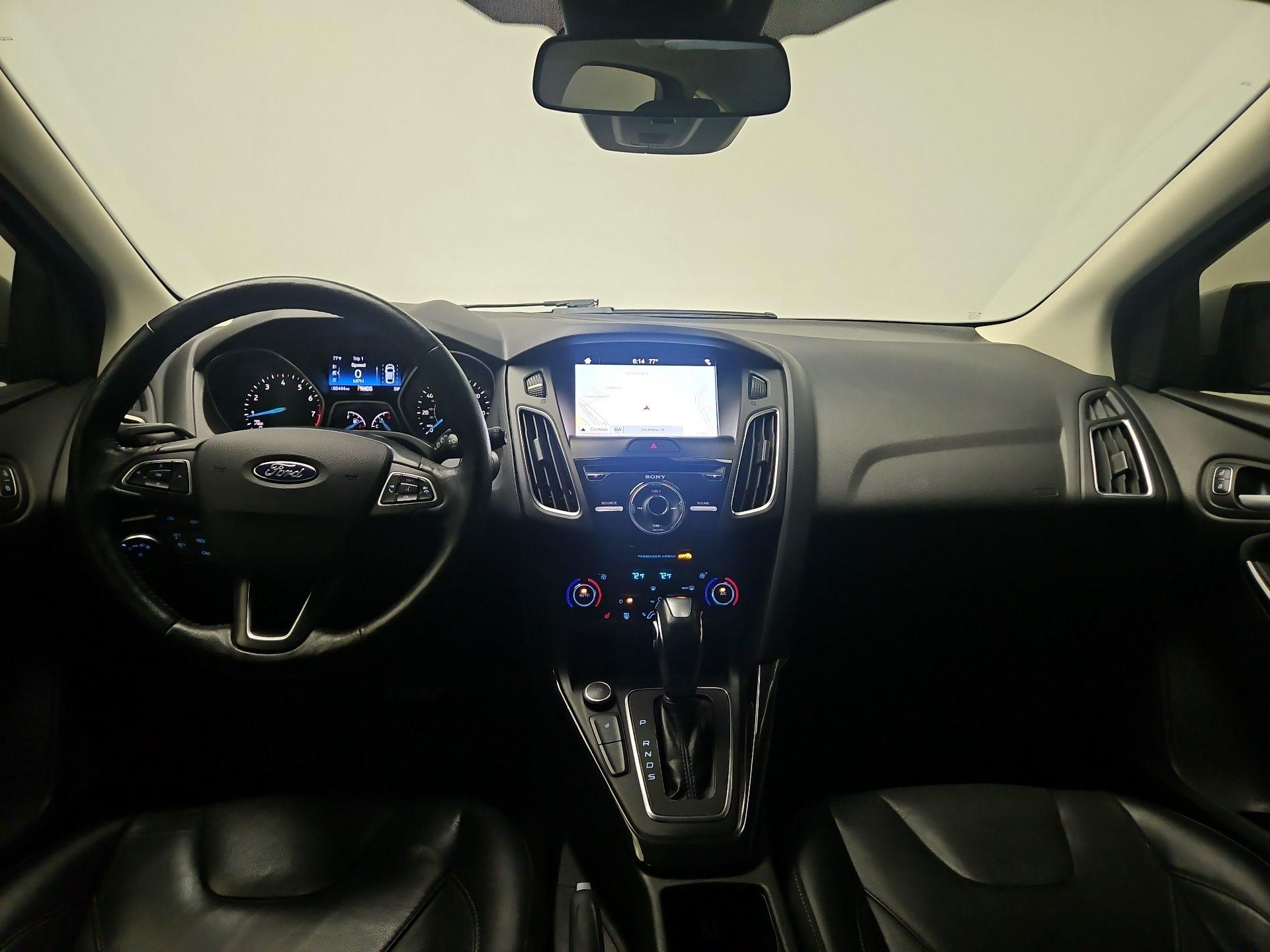 Thumbnail: 2017 Ford Focus - 8