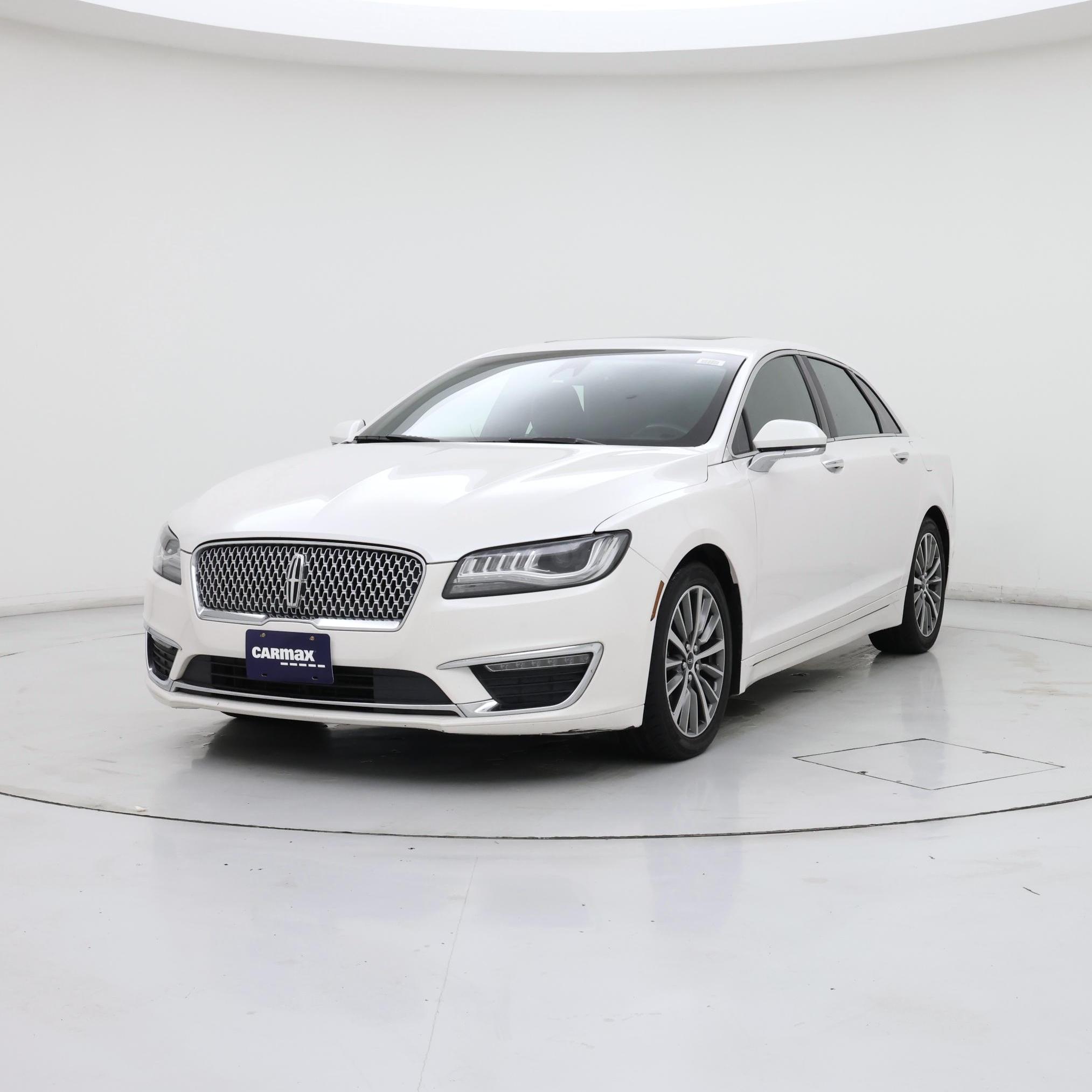 Thumbnail: 2017 Lincoln MKZ - 4