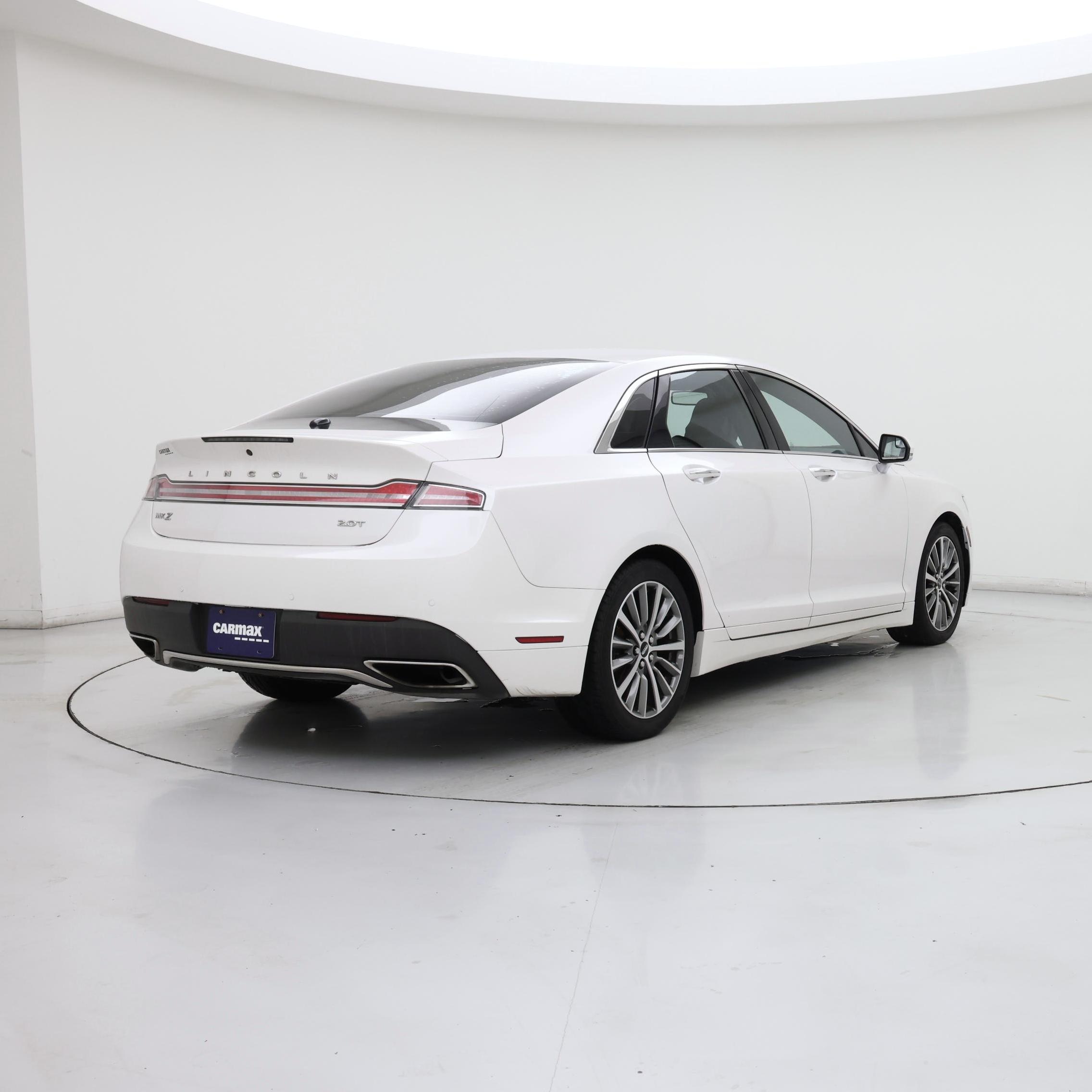 Thumbnail: 2017 Lincoln MKZ - 8