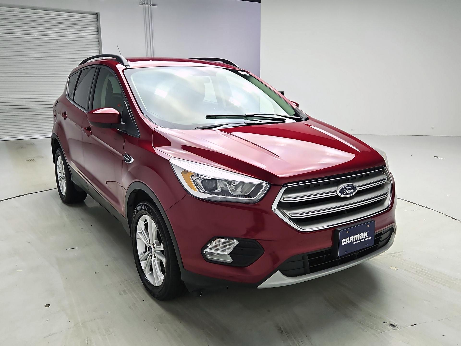 Thumbnail: 2019 Ford Escape - 1