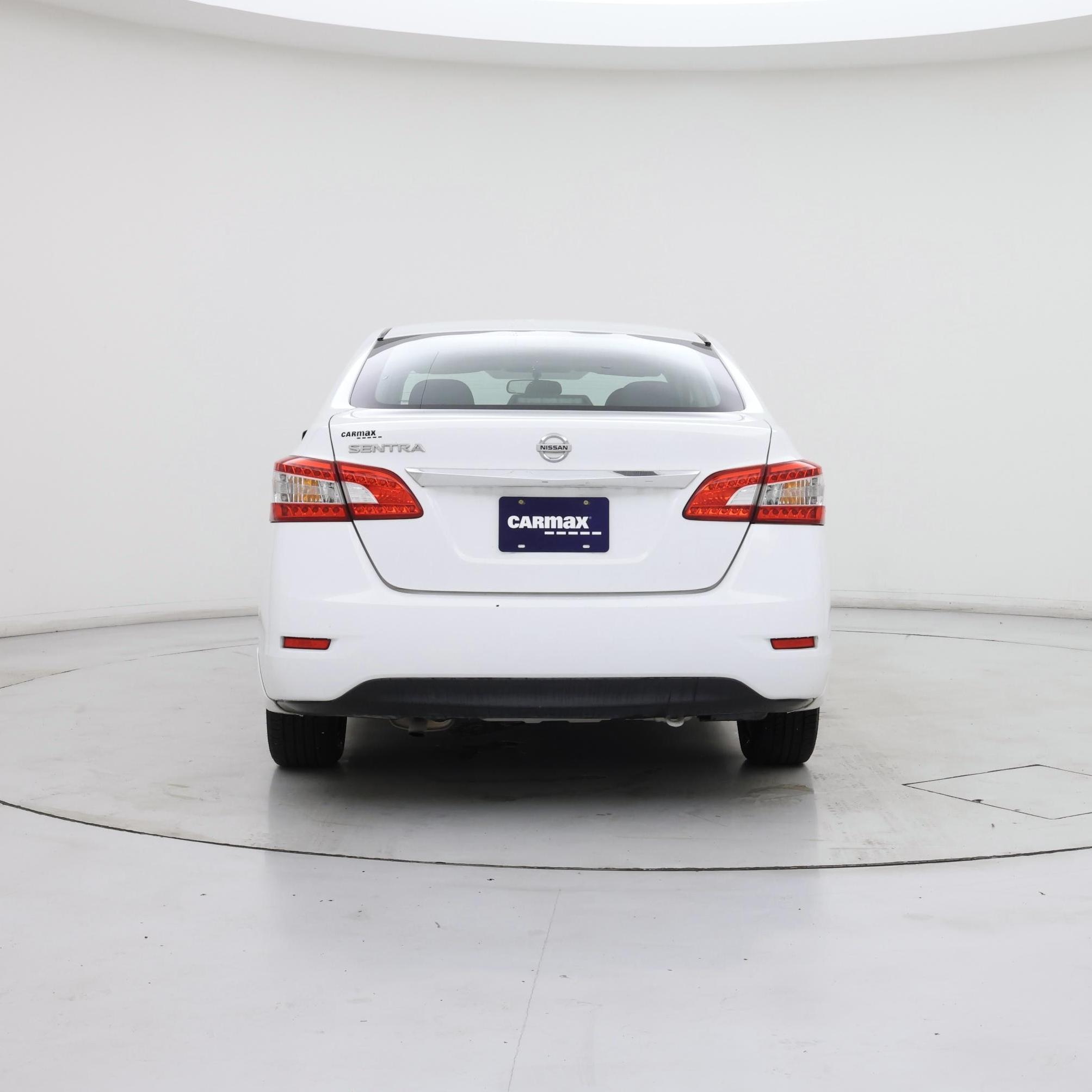 Thumbnail: 2015 Nissan Sentra - 6
