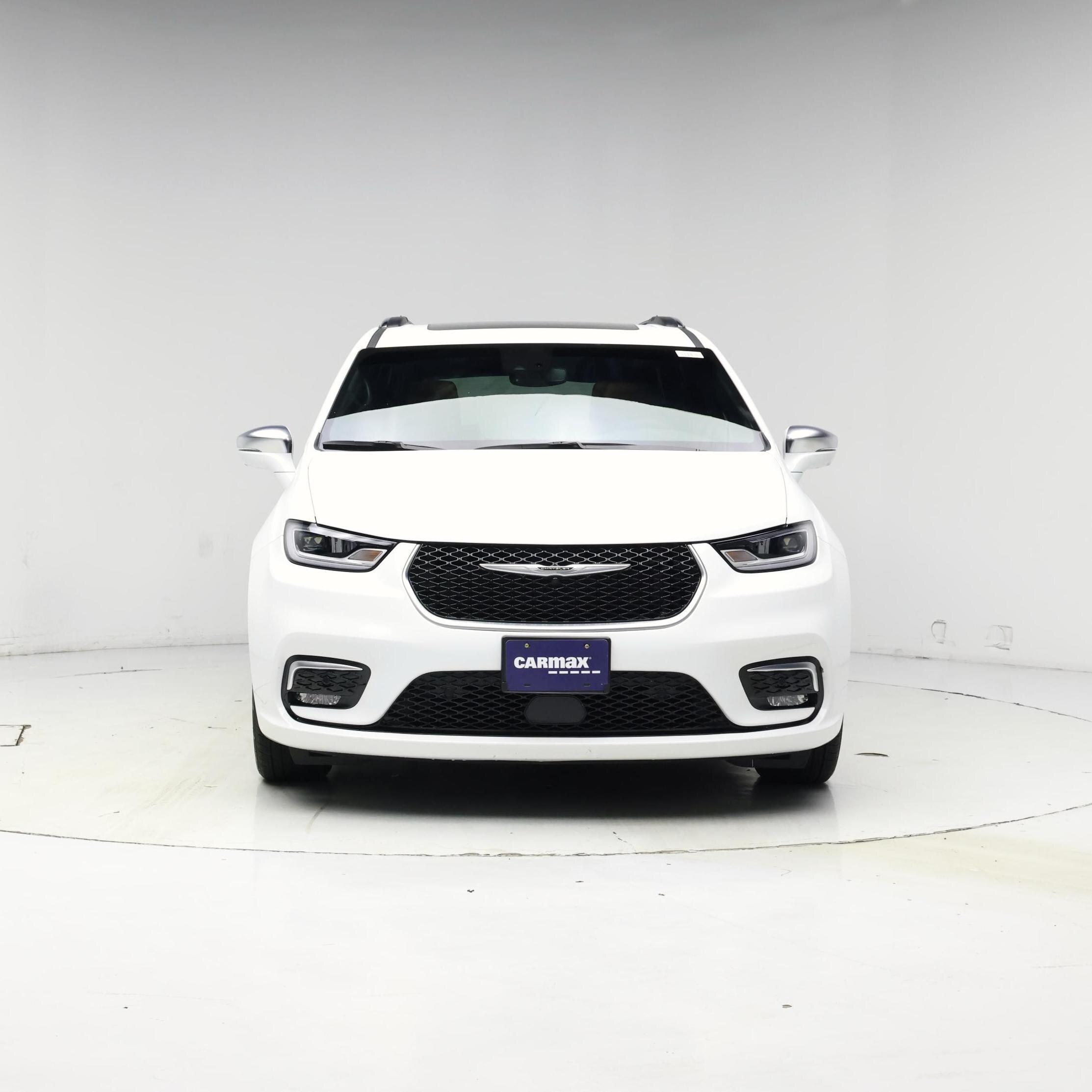 Thumbnail: 2024 Chrysler Pacifica - 5