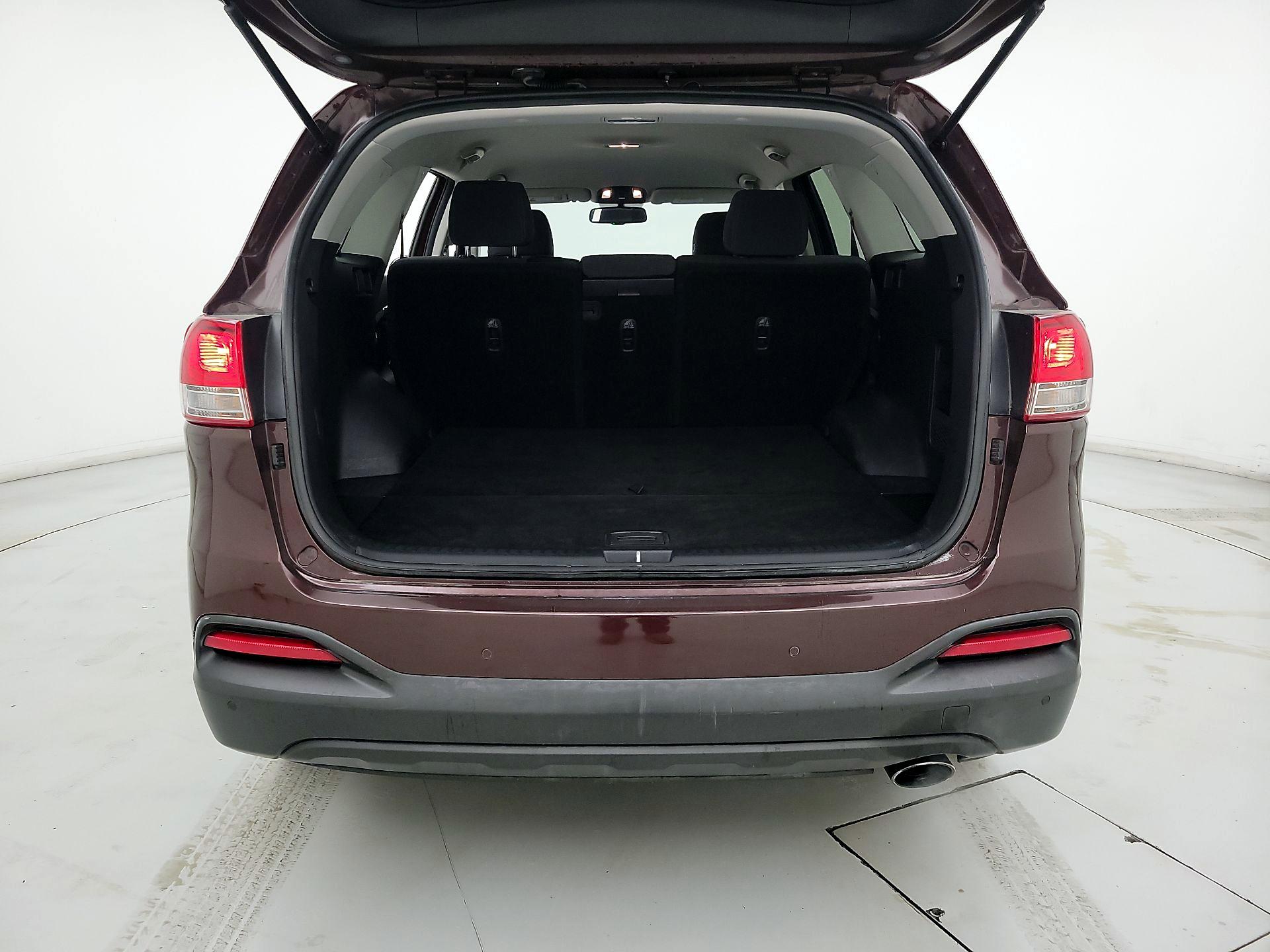 Thumbnail: 2017 Kia Sorento - 20