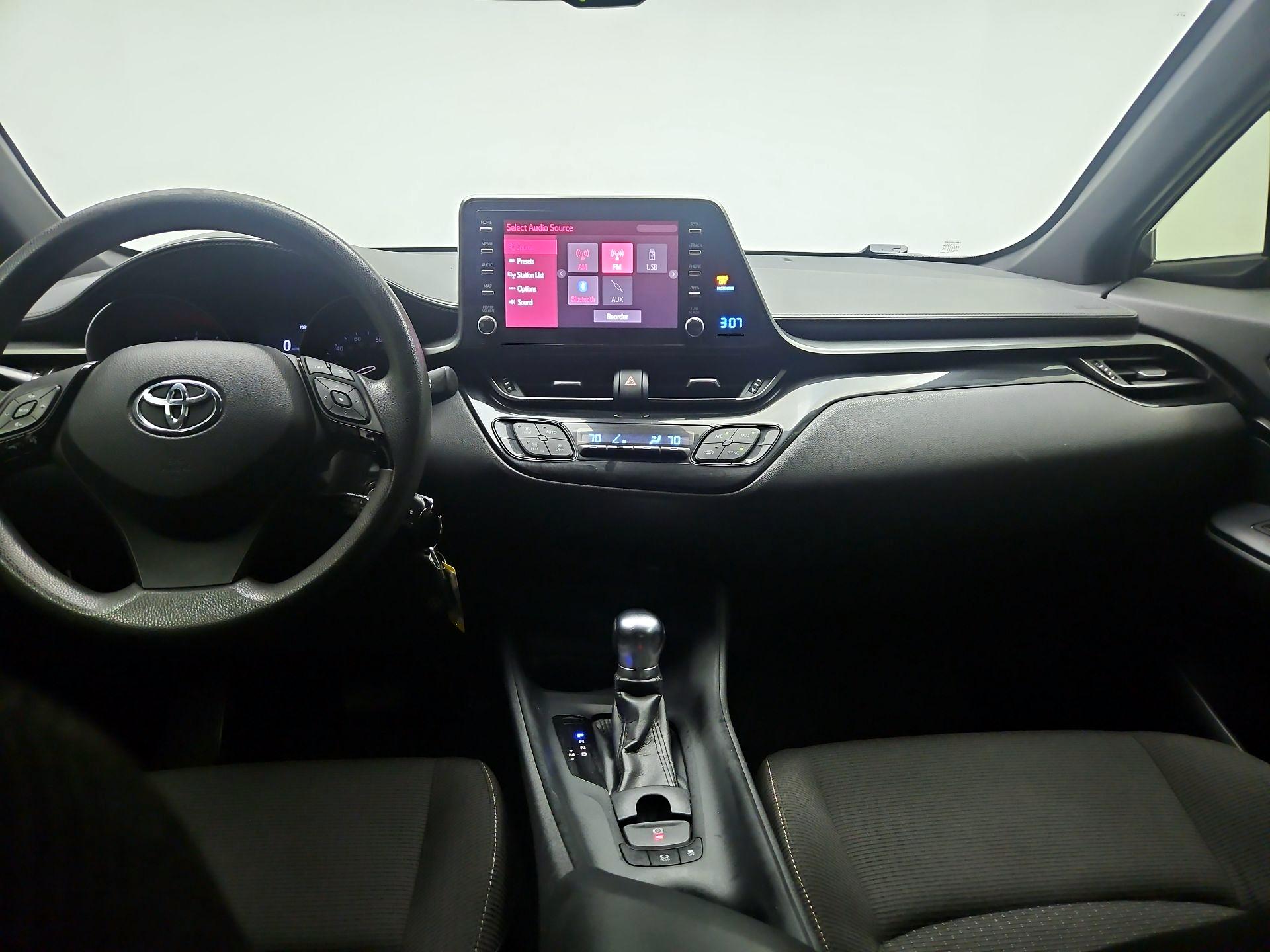 Thumbnail: 2019 Toyota C-HR - 8
