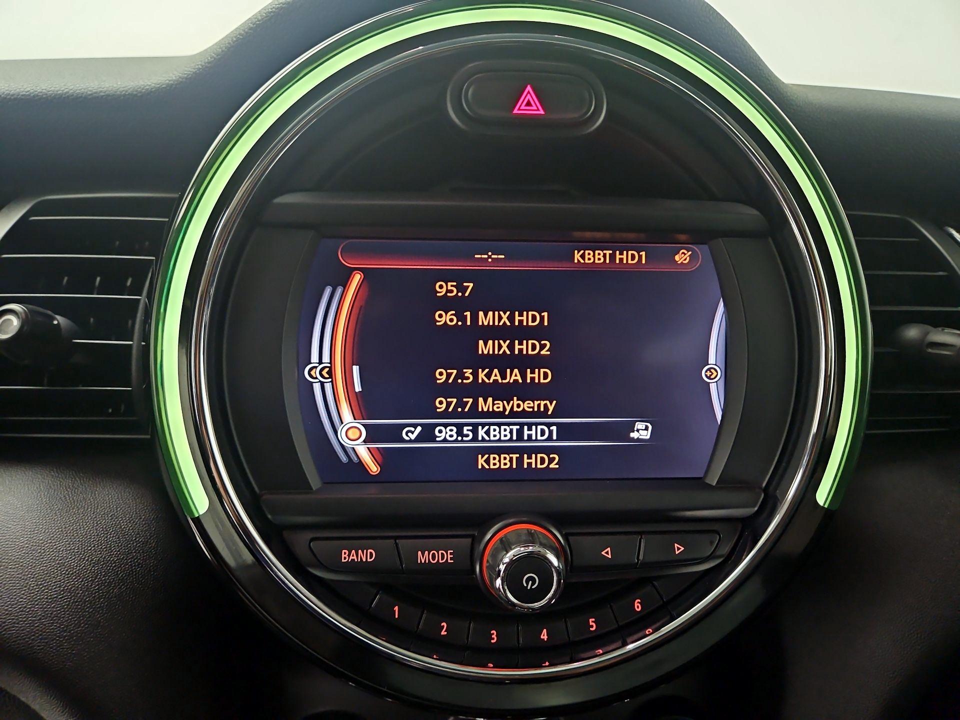 Thumbnail: 2017 MINI Cooper Hardtop - 12