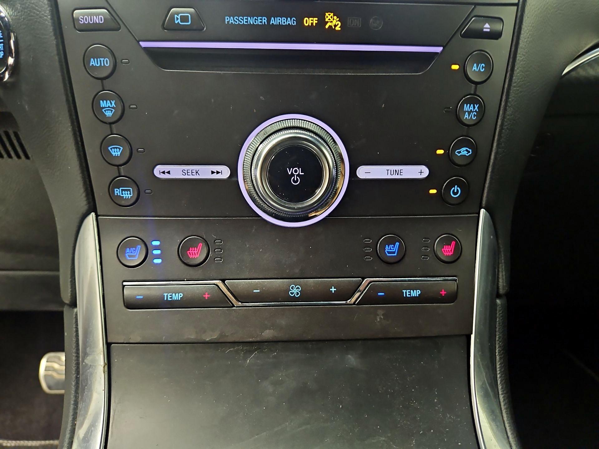 Thumbnail: 2019 Ford Edge - 15