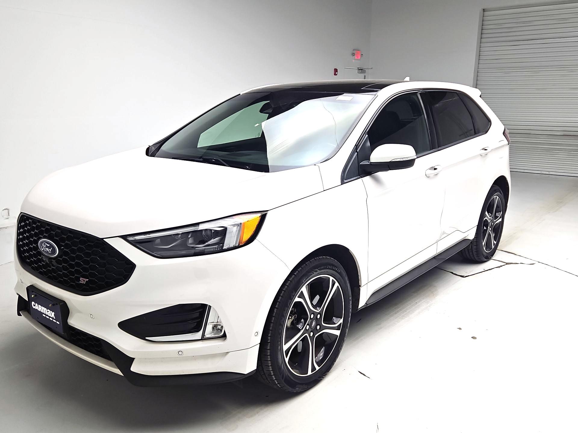Thumbnail: 2019 Ford Edge - 3