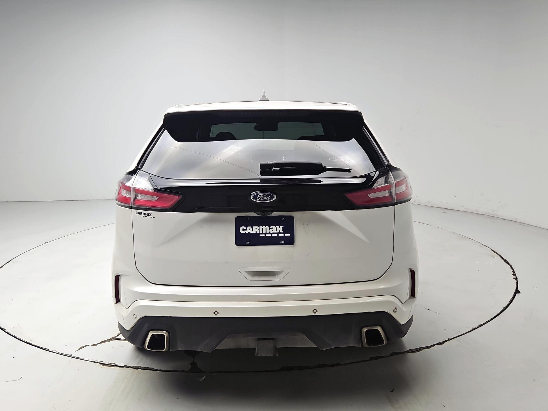 Thumbnail: 2019 Ford Edge - 6