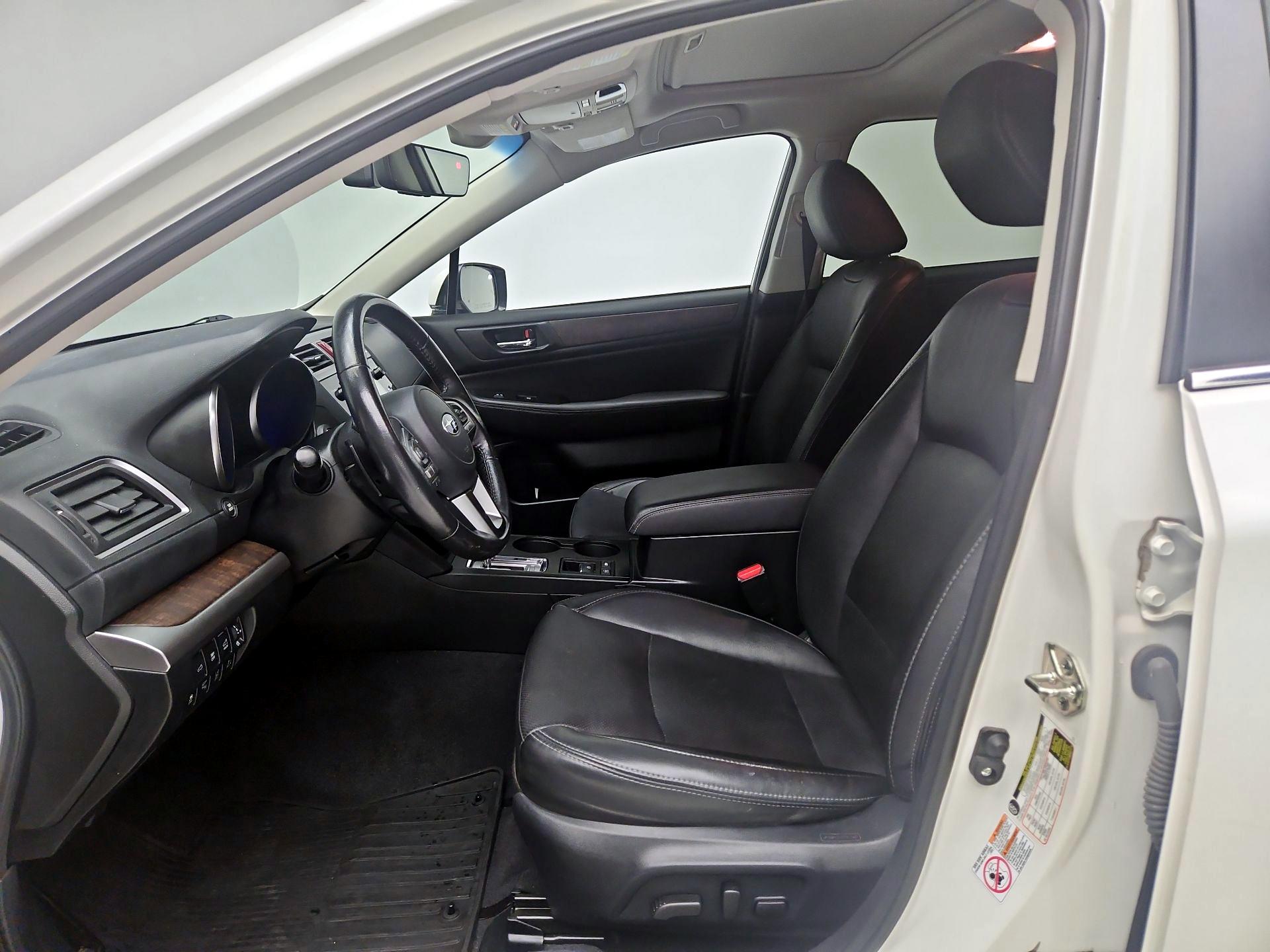 Thumbnail: 2017 Subaru Outback - 9