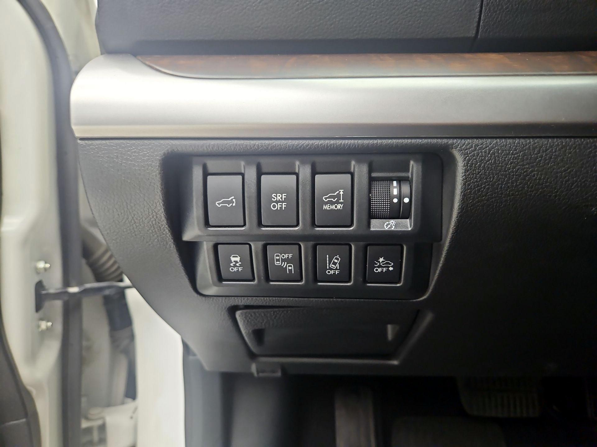 Thumbnail: 2017 Subaru Outback - 11