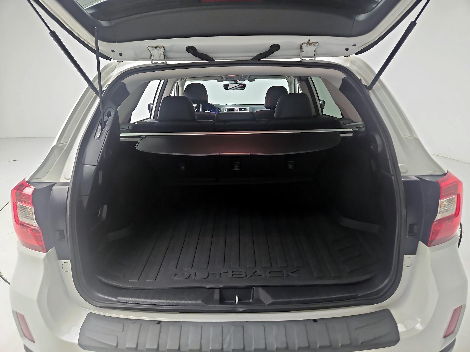 Thumbnail: 2017 Subaru Outback - 20
