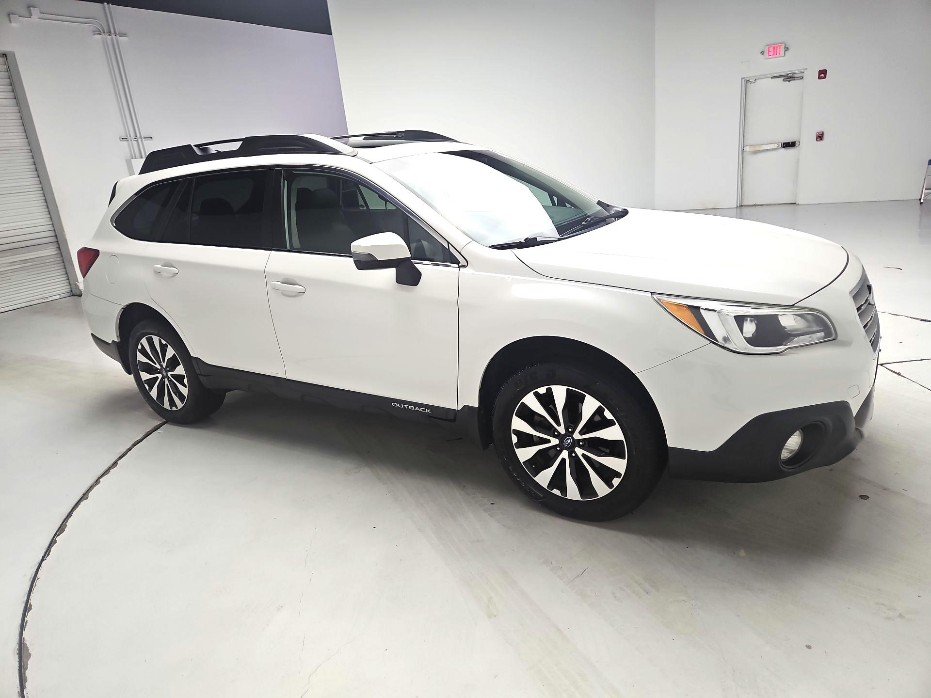 Thumbnail: 2017 Subaru Outback - 4