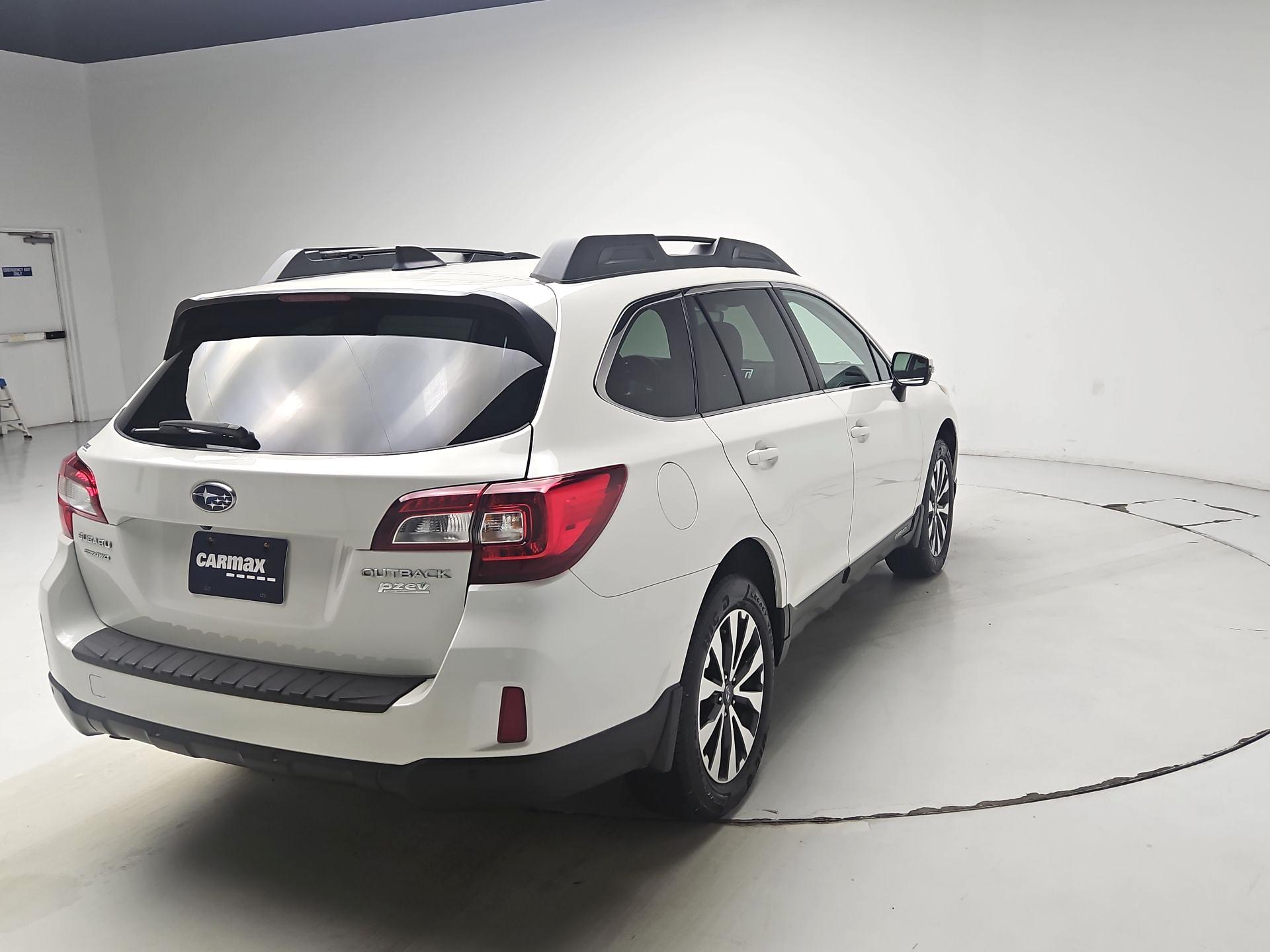 Thumbnail: 2017 Subaru Outback - 5