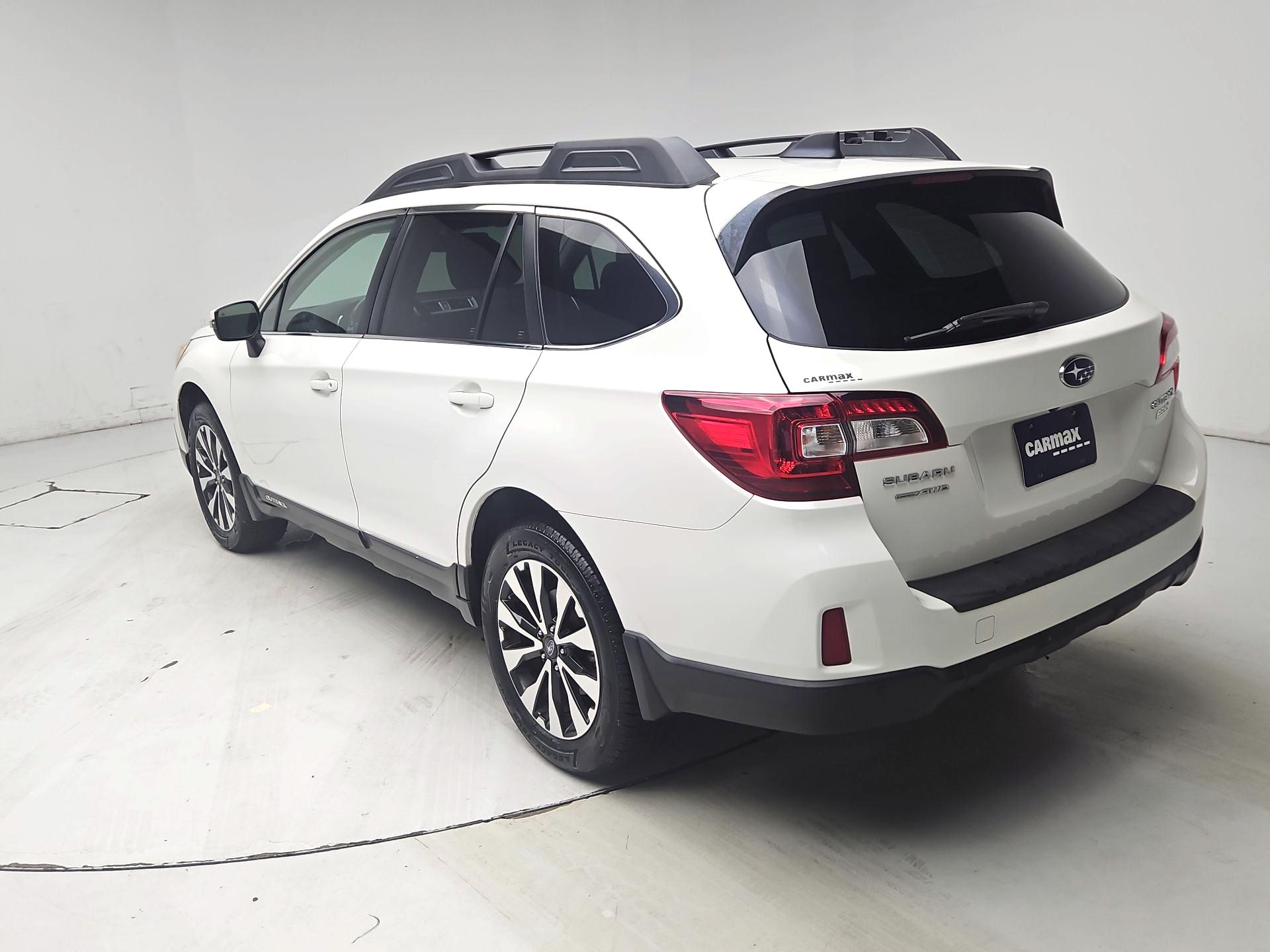 Thumbnail: 2017 Subaru Outback - 7