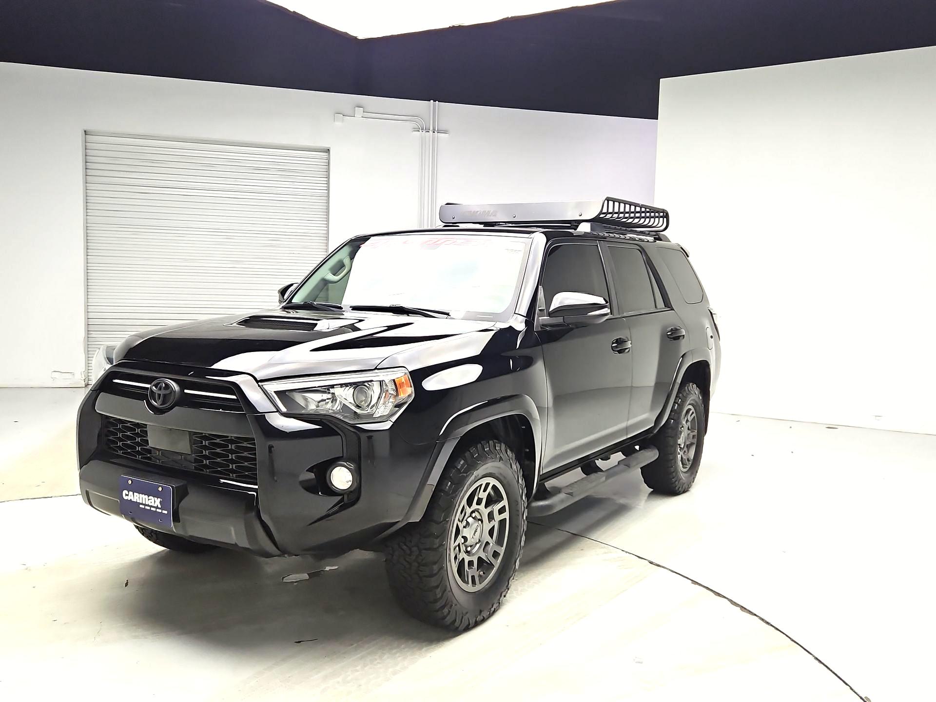 Thumbnail: 2020 Toyota 4Runner - 3