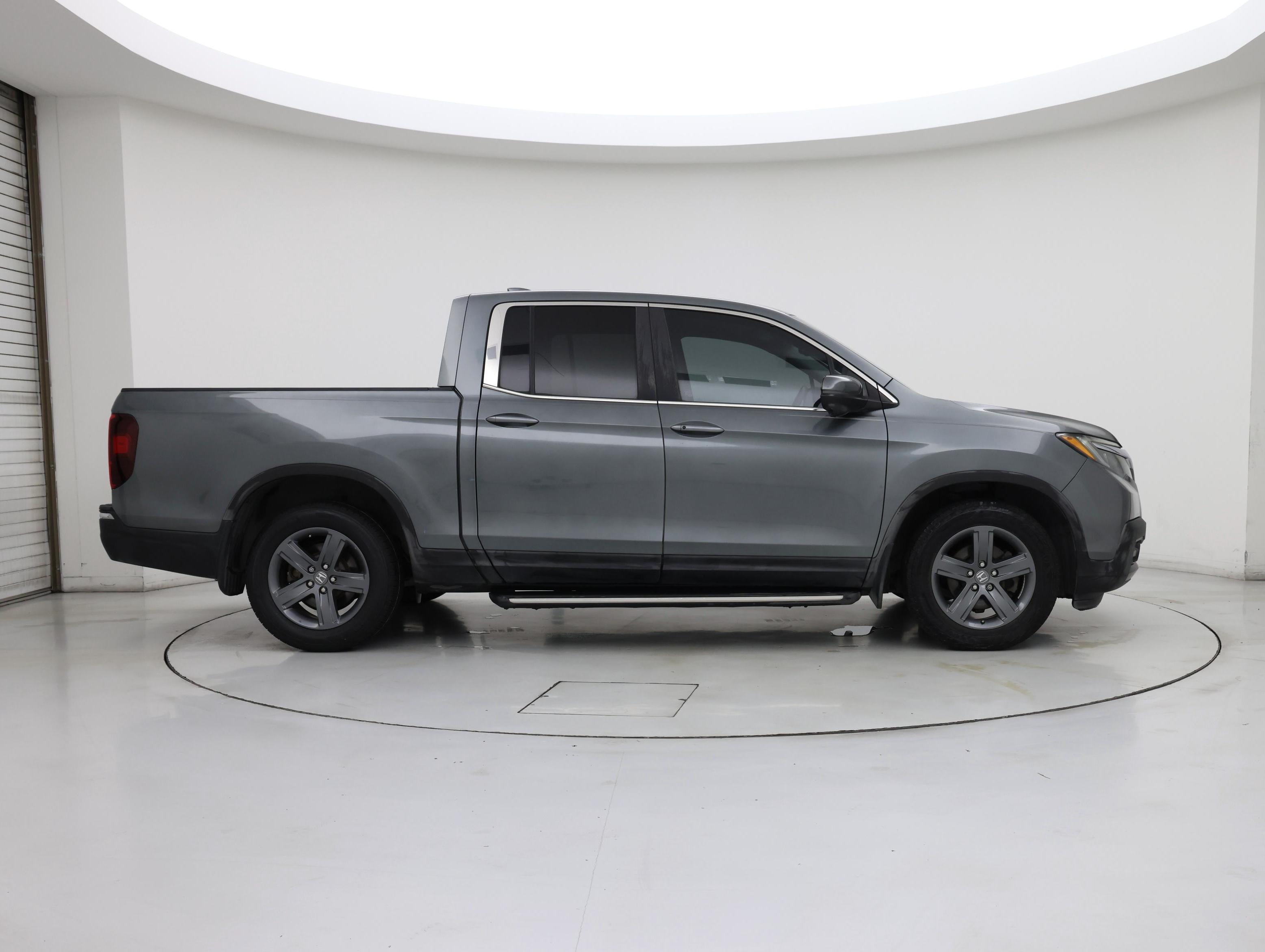 Thumbnail: 2017 Honda Ridgeline - 7