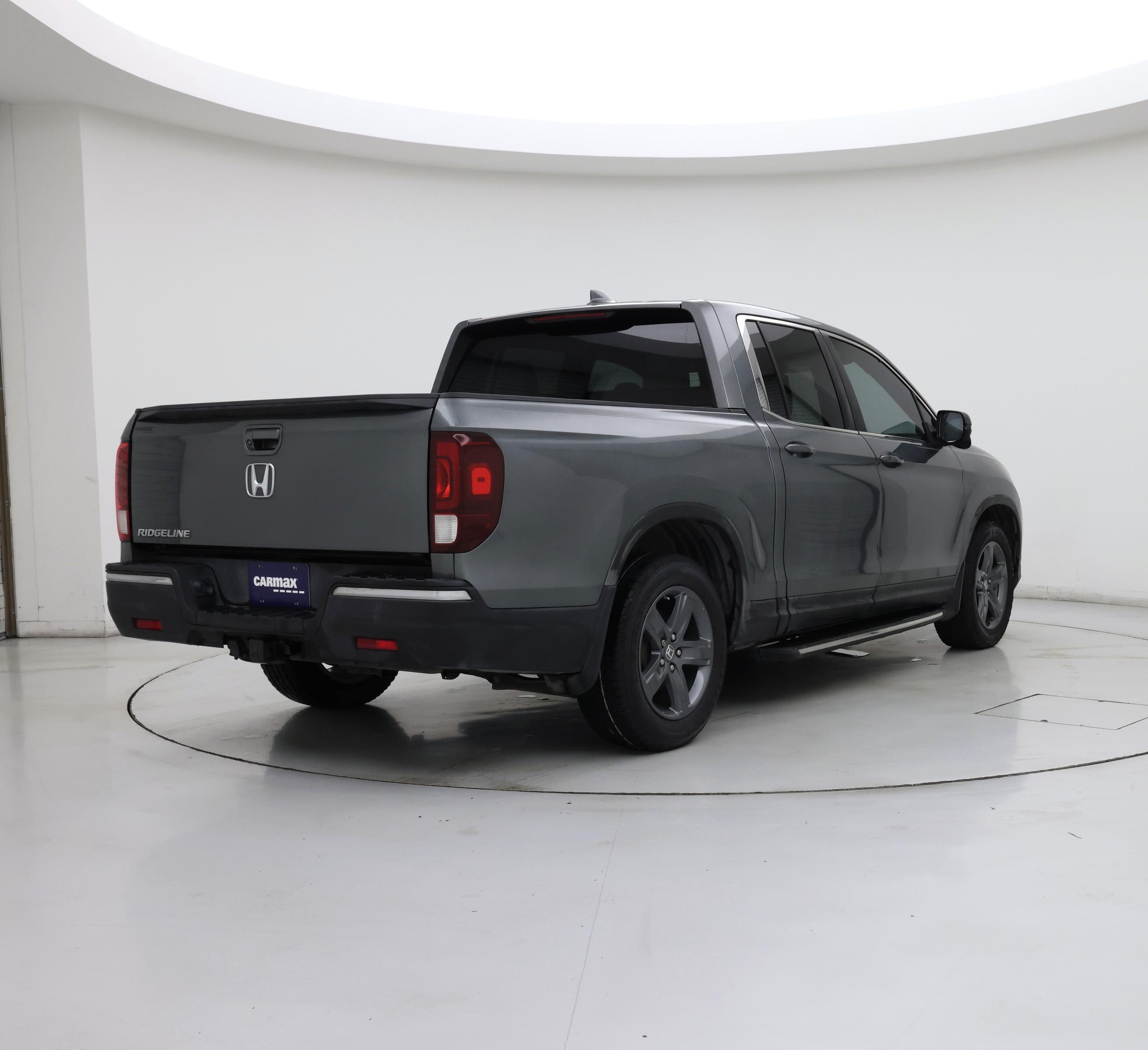 Thumbnail: 2017 Honda Ridgeline - 8