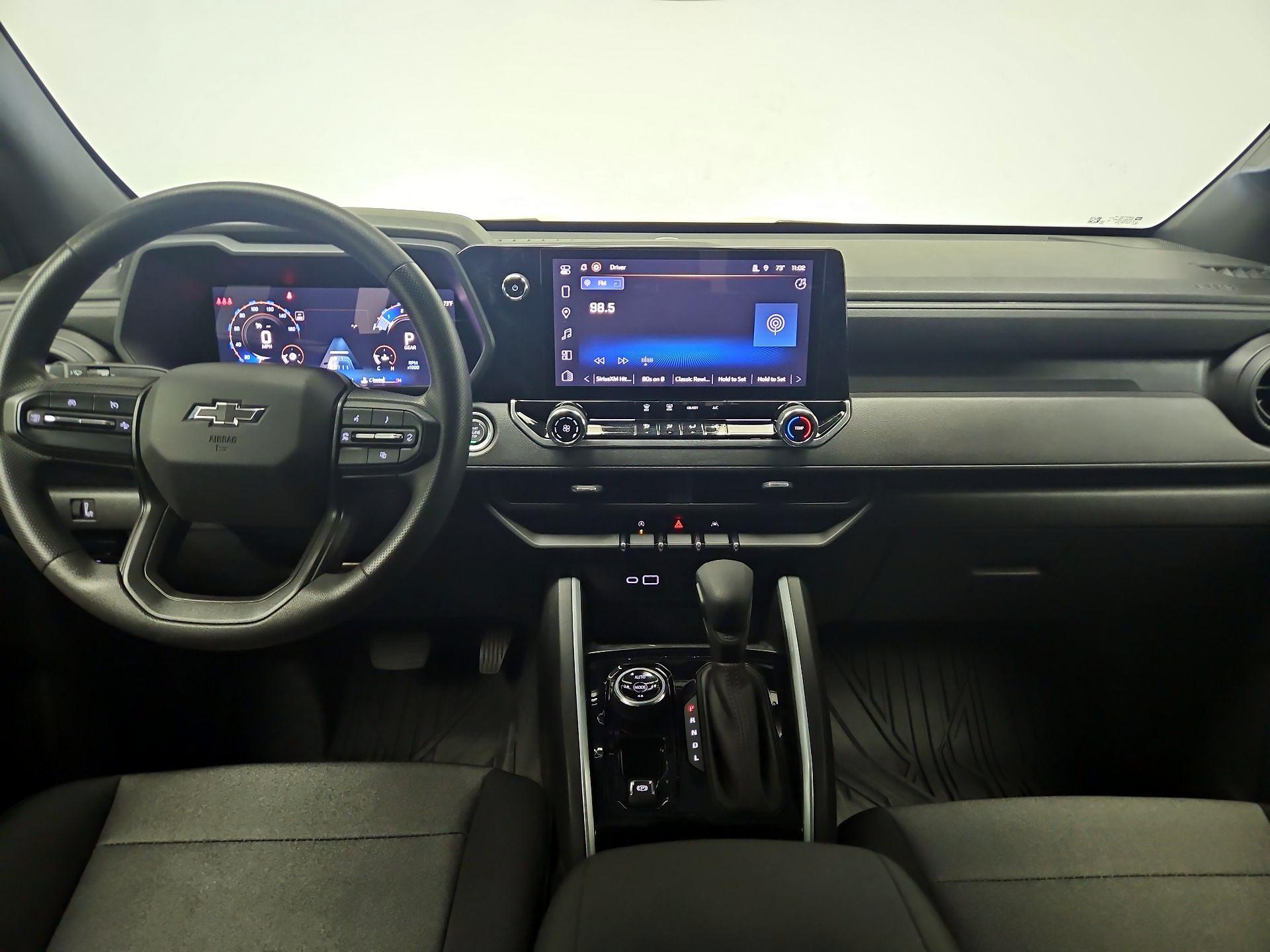 Thumbnail: 2024 Chevrolet Colorado - 9
