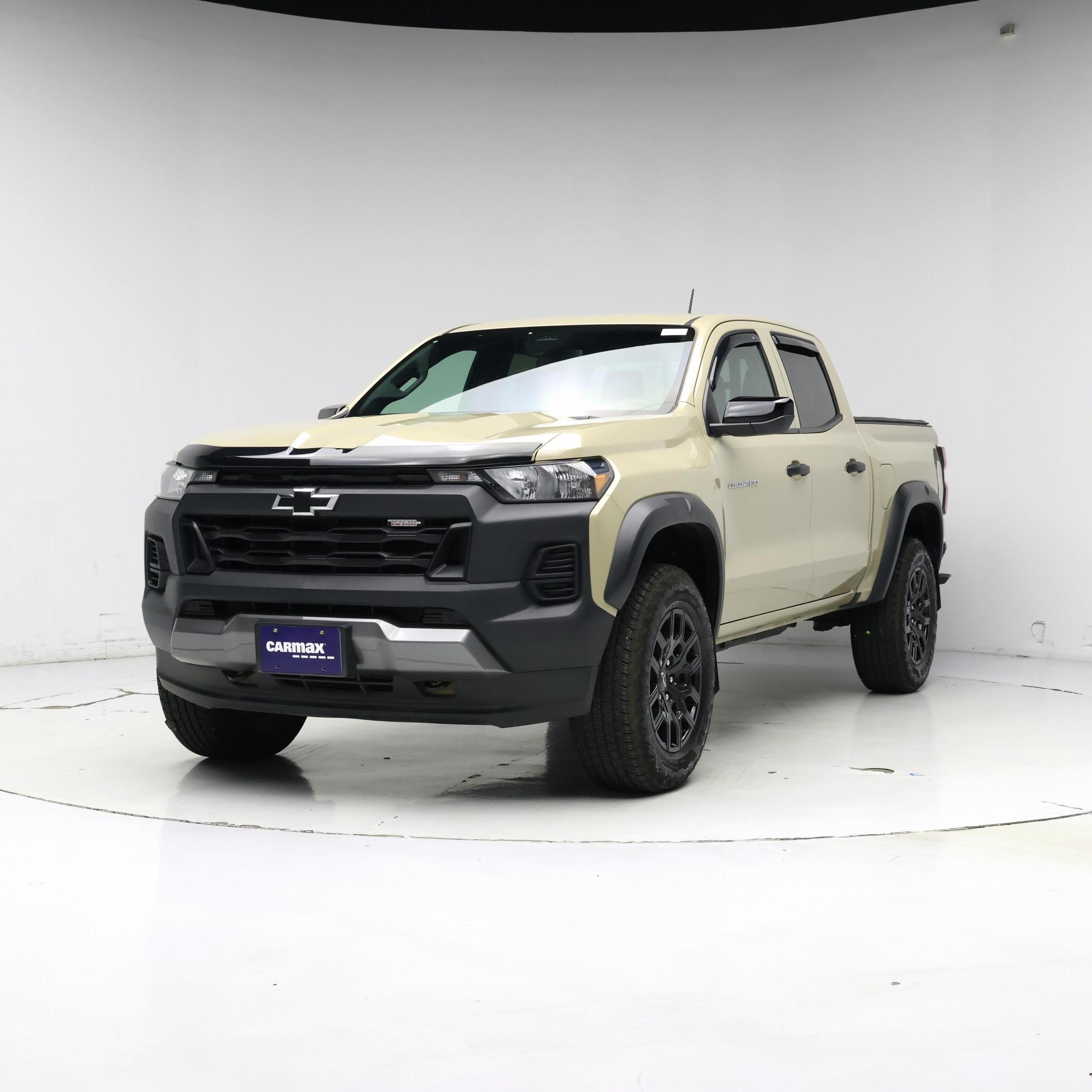 Thumbnail: 2024 Chevrolet Colorado - 4