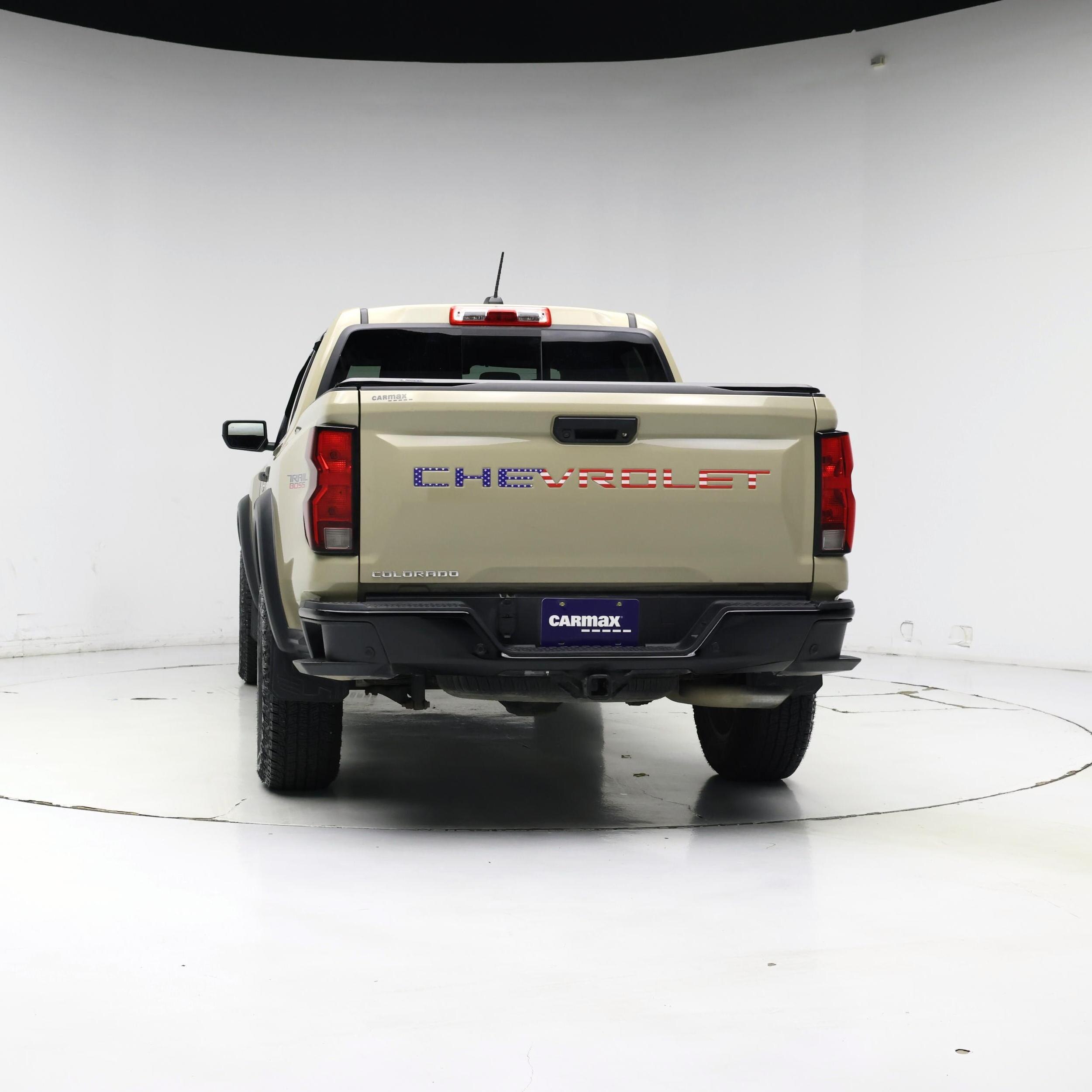 Thumbnail: 2024 Chevrolet Colorado - 6