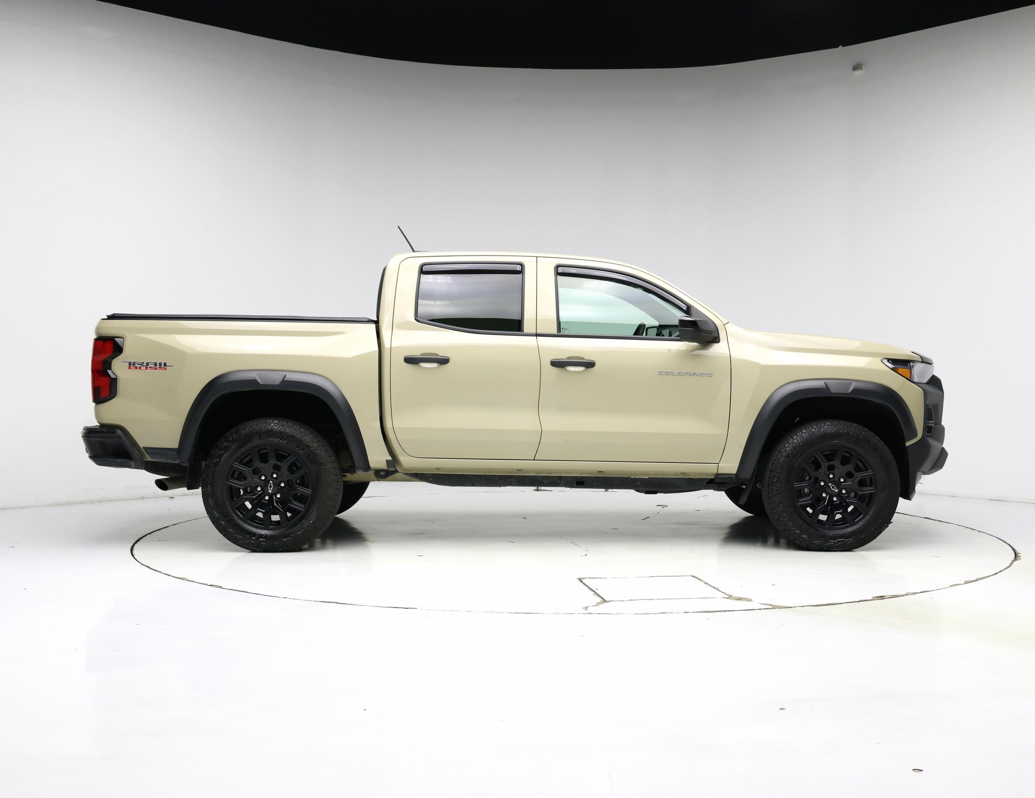 Thumbnail: 2024 Chevrolet Colorado - 7